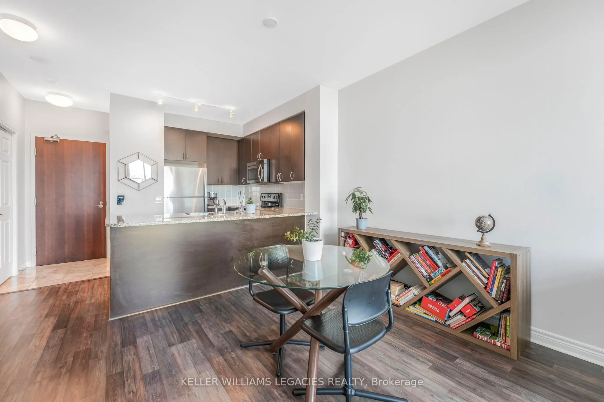 339 Rathburn Road W, #PH18