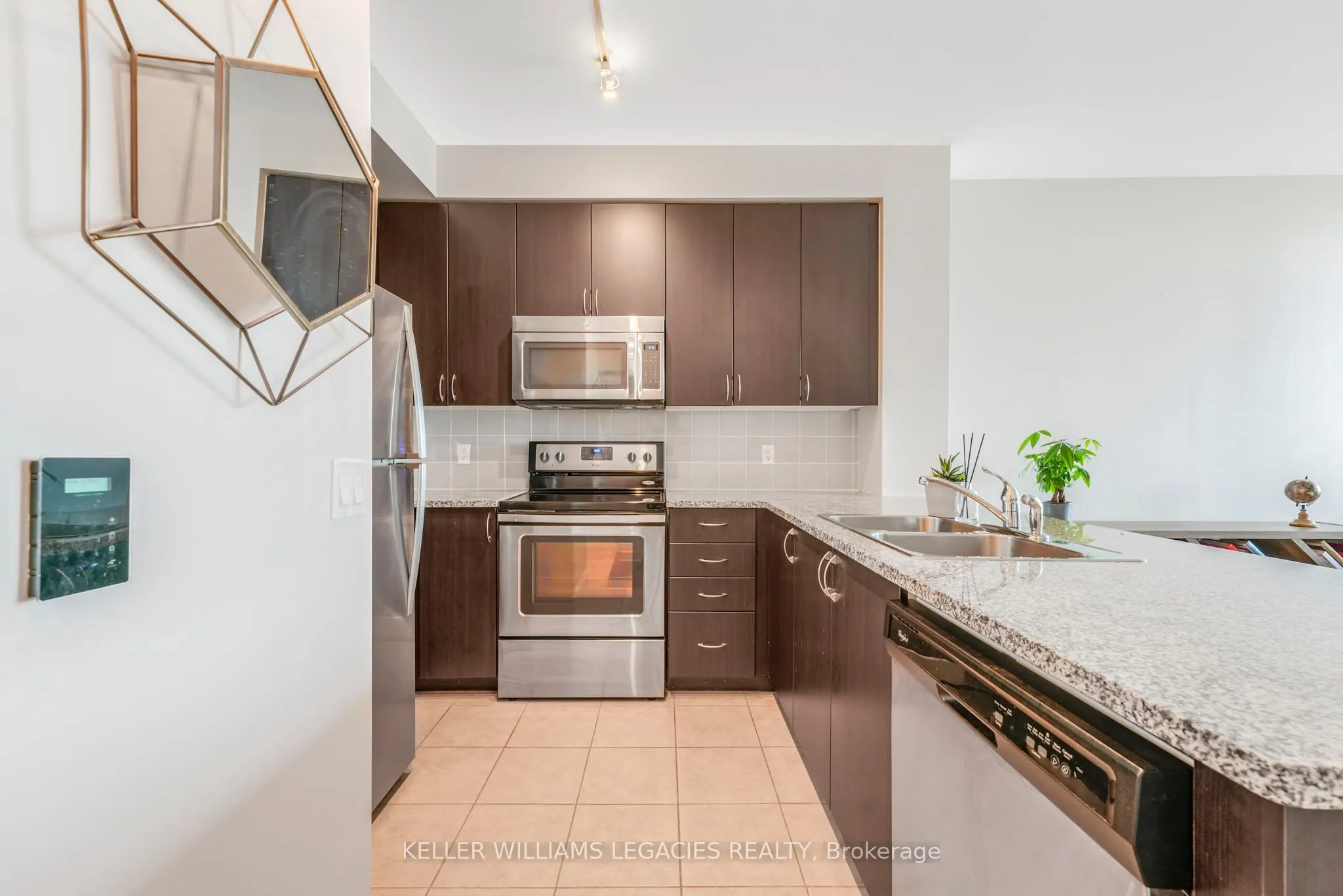 339 Rathburn Road W, #PH18