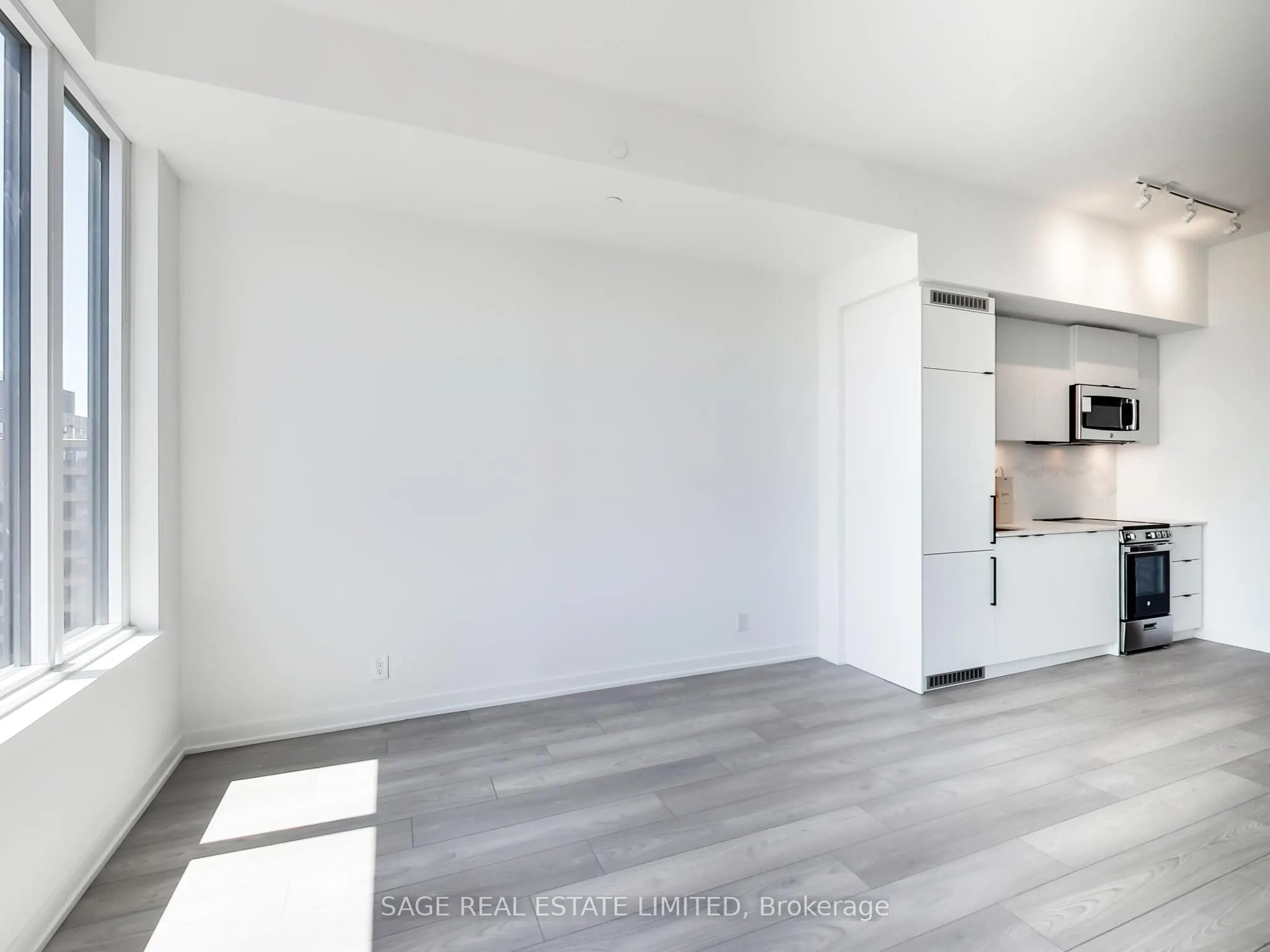 285 Dufferin Street, #1210
