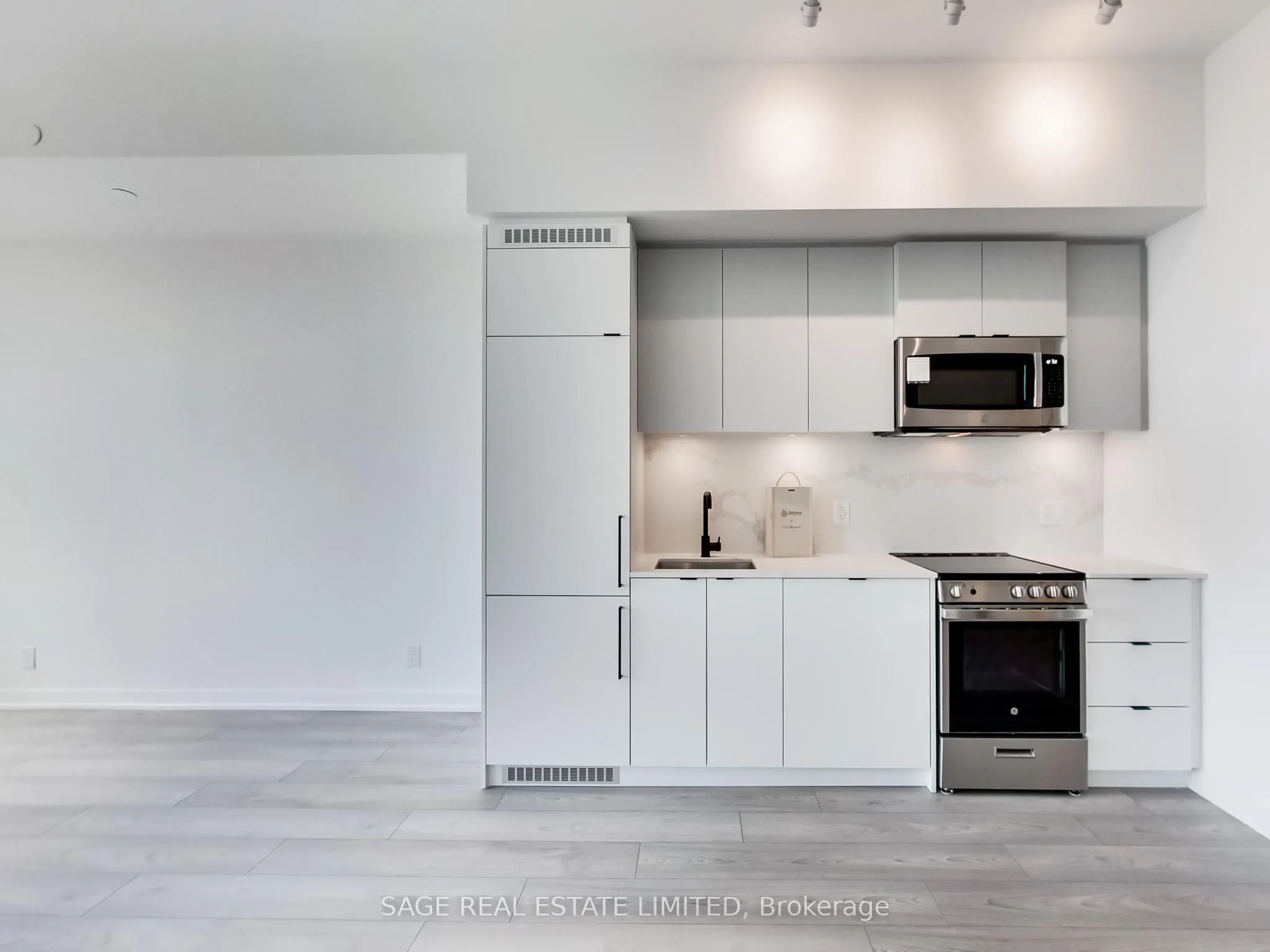 285 Dufferin Street, #1210