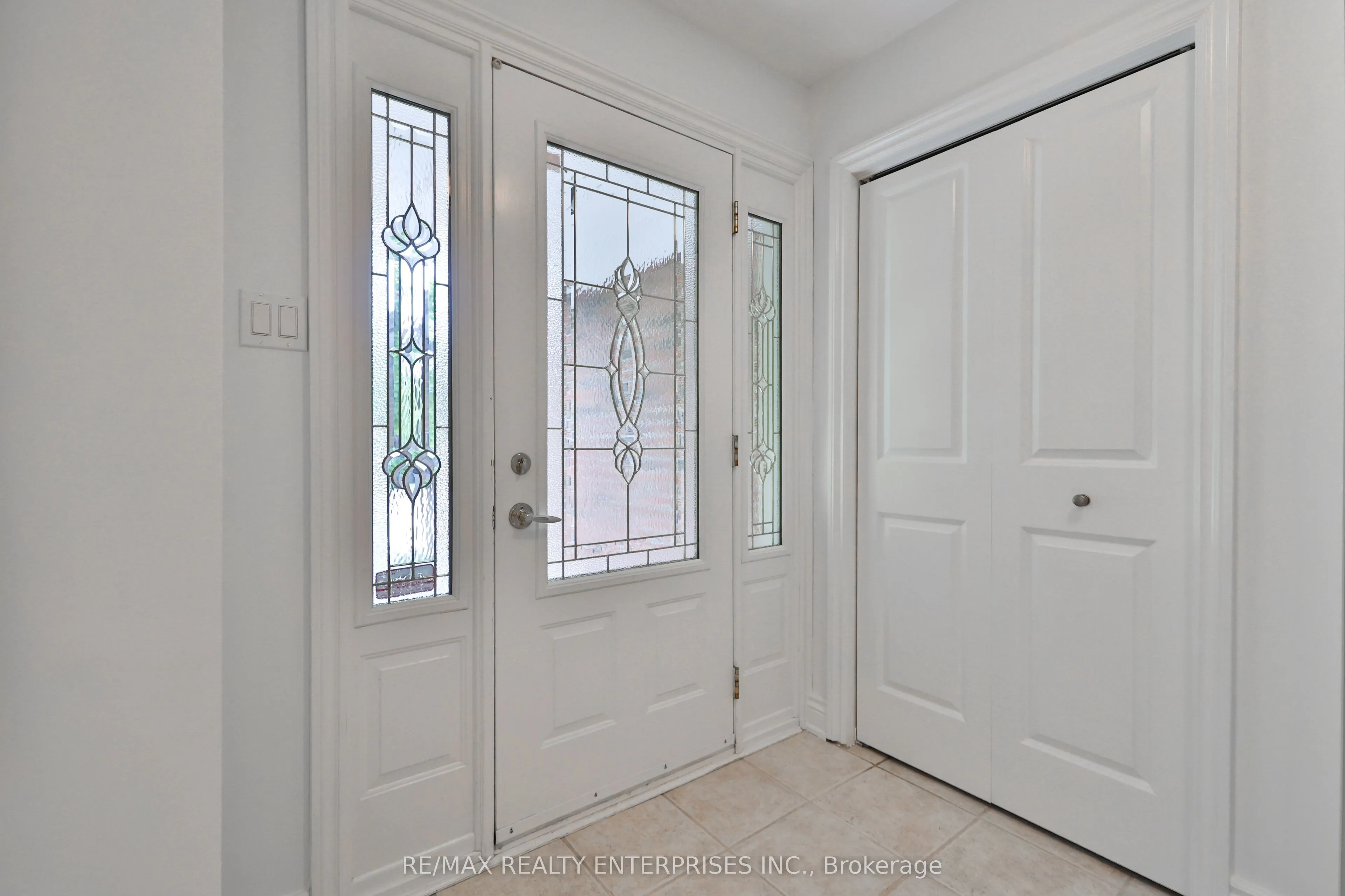 2501 Benedet Drive
