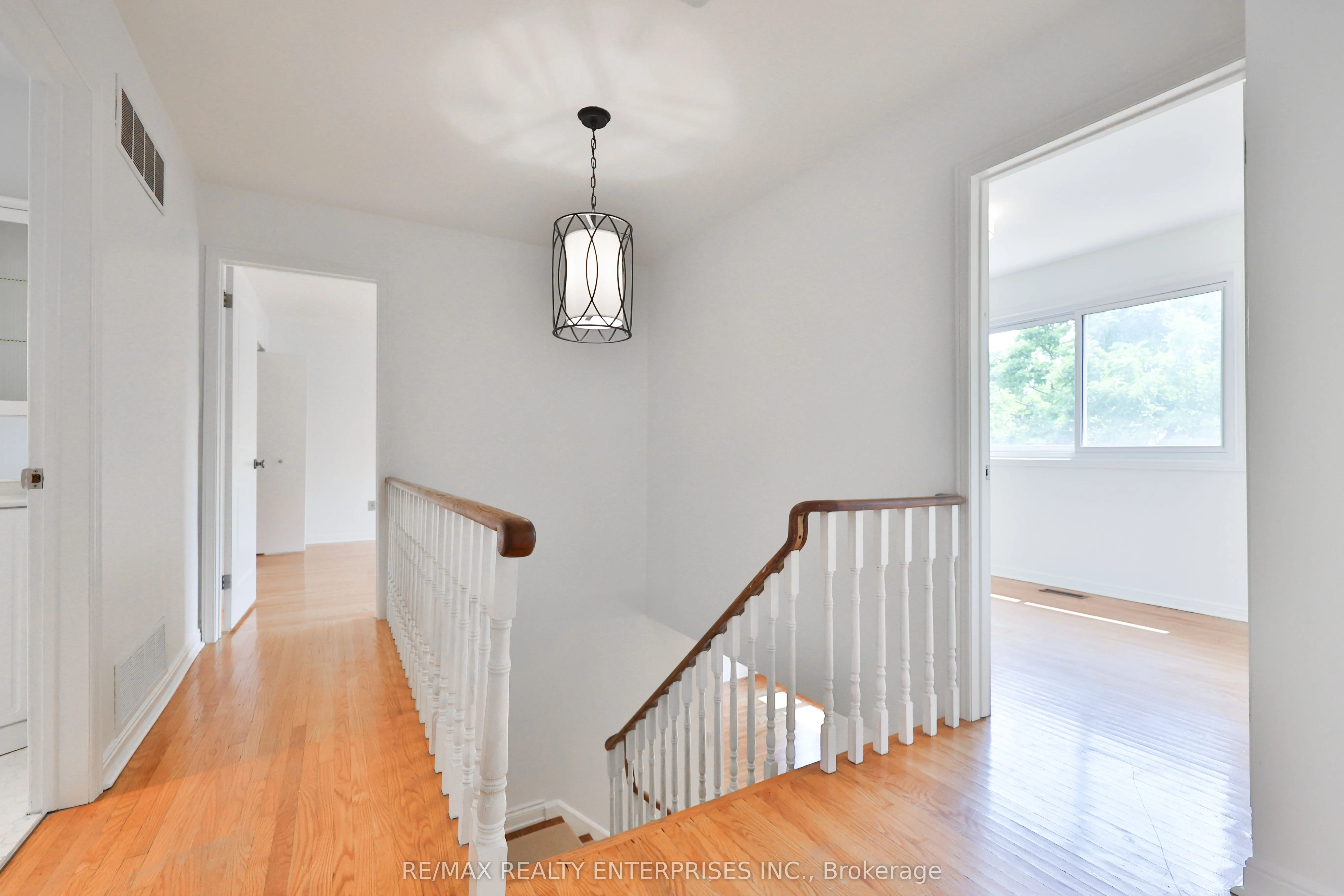 2501 Benedet Drive