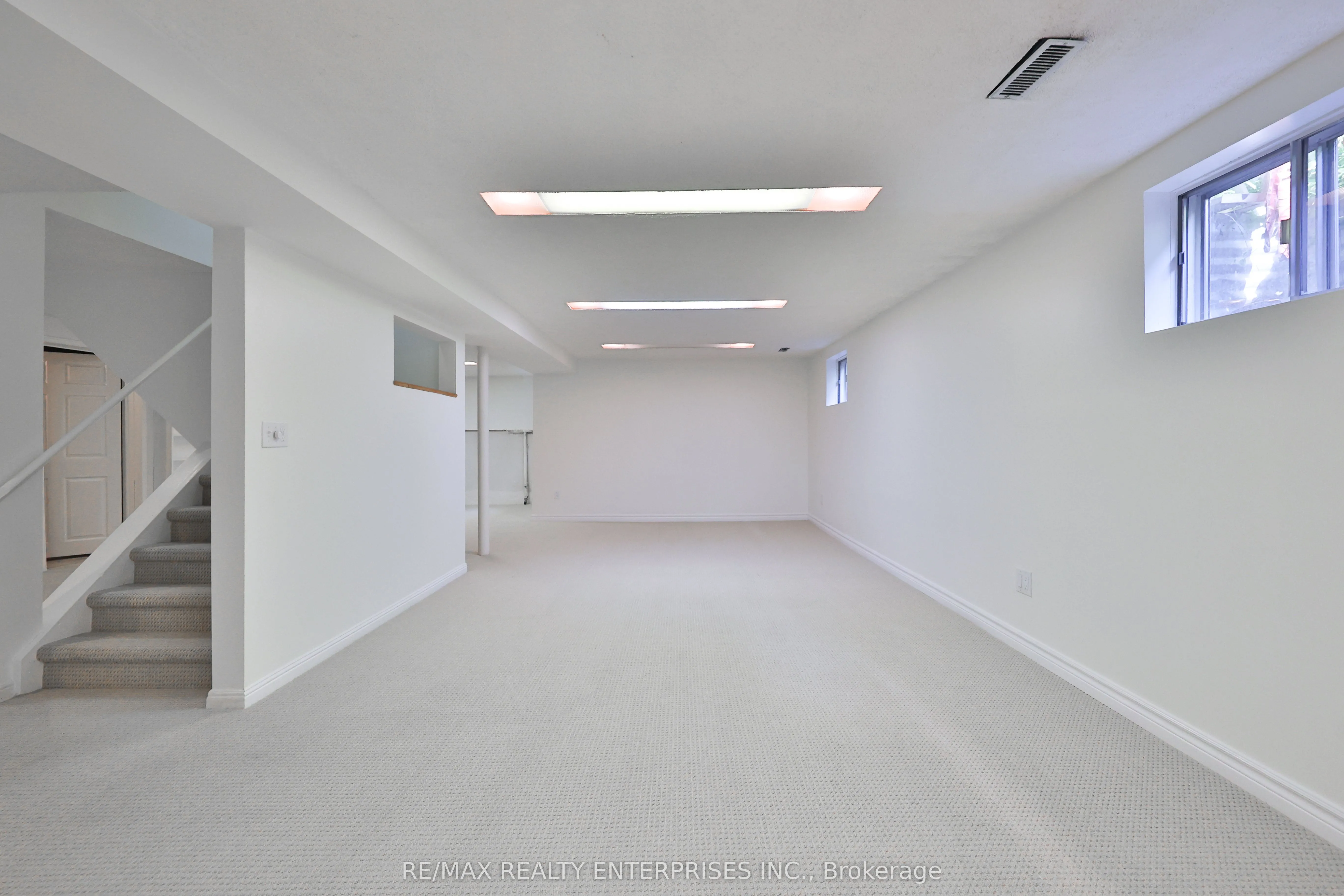 2501 Benedet Drive
