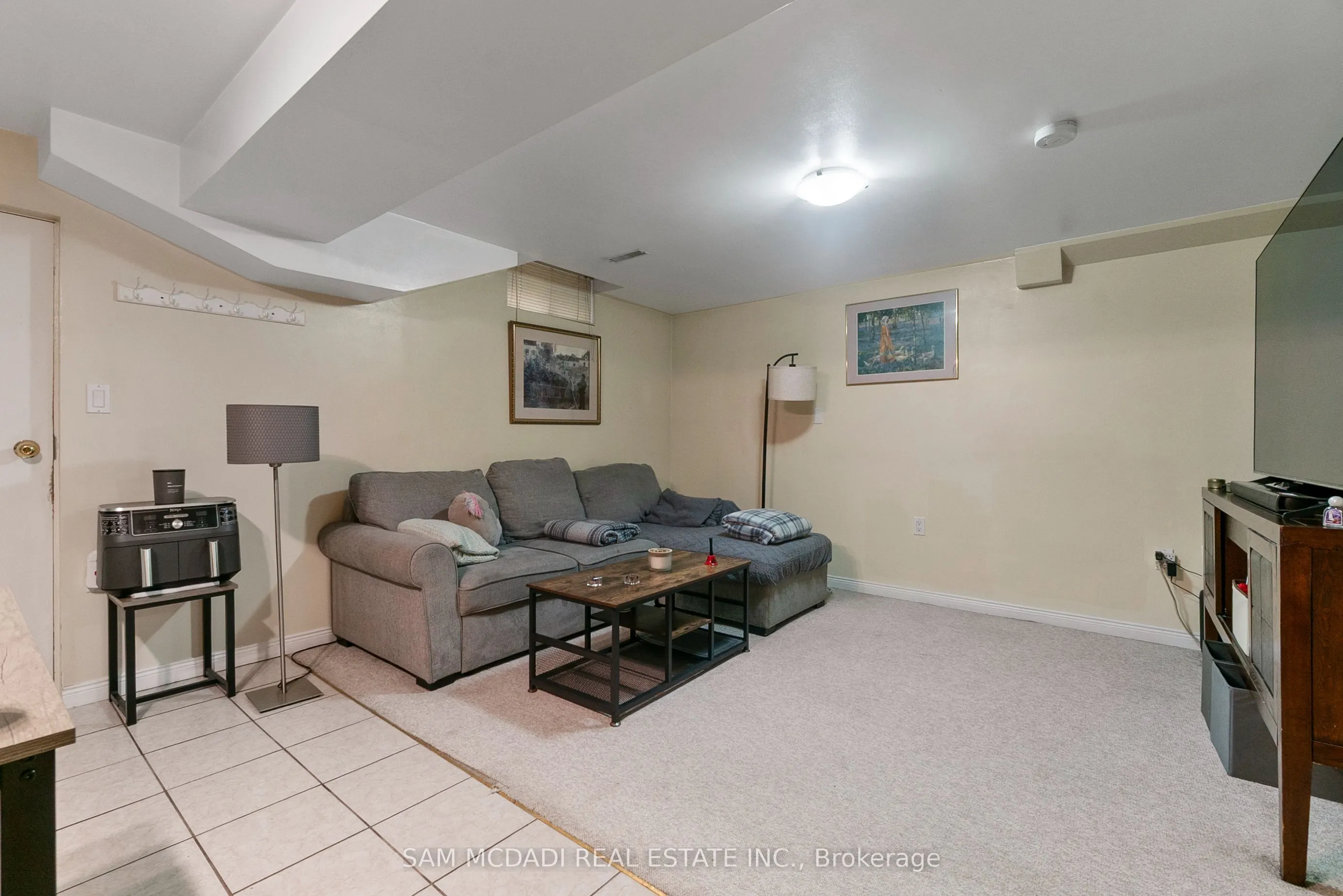4260 SHELBY Crescent