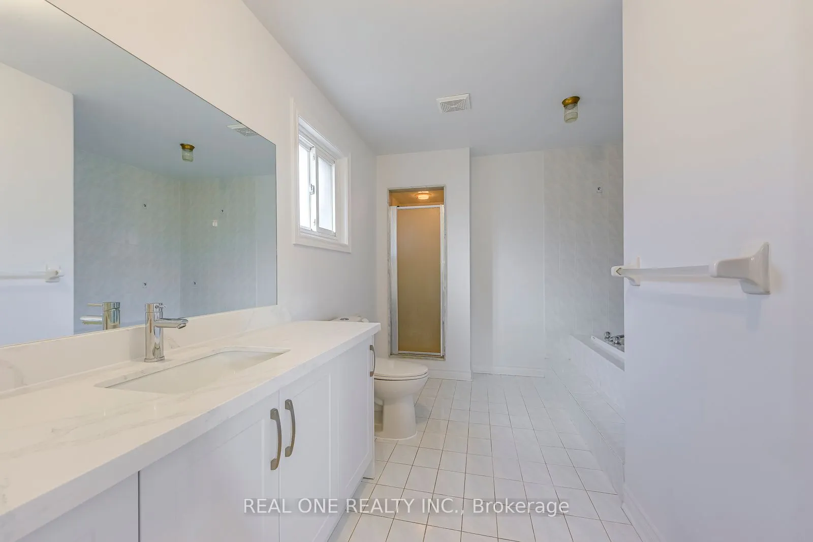 5192 Castlefield Drive