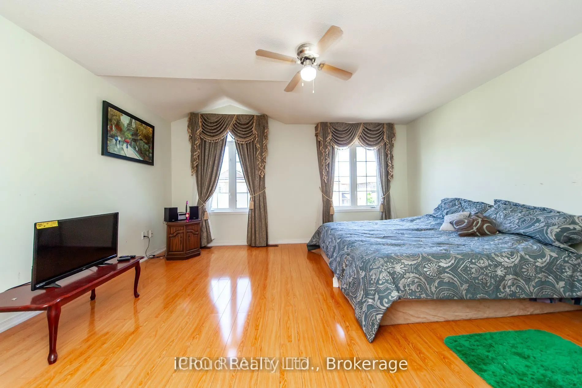 3391 Crimson King Circle