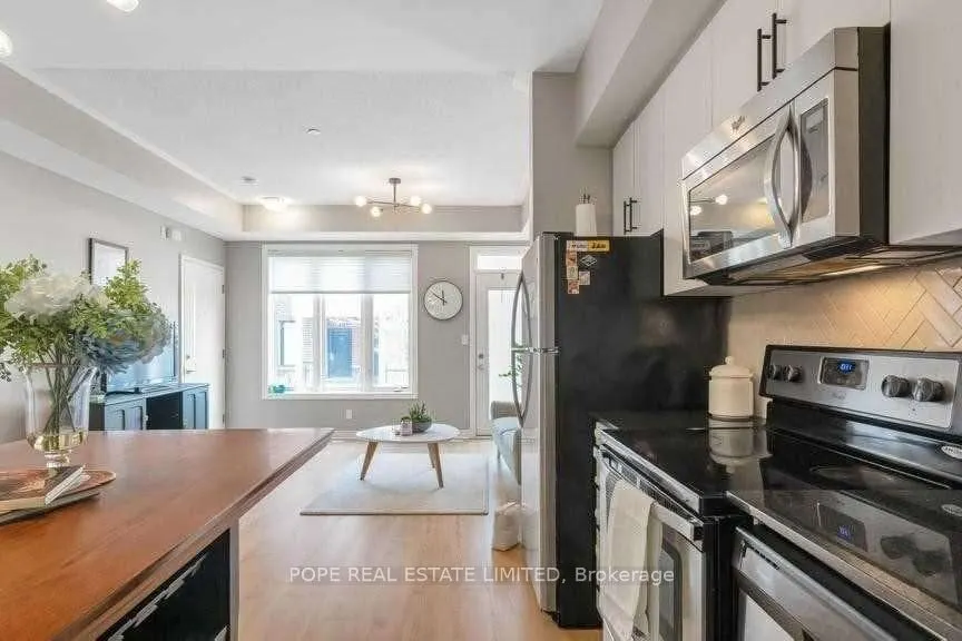 20 Carnation Avenue, #41