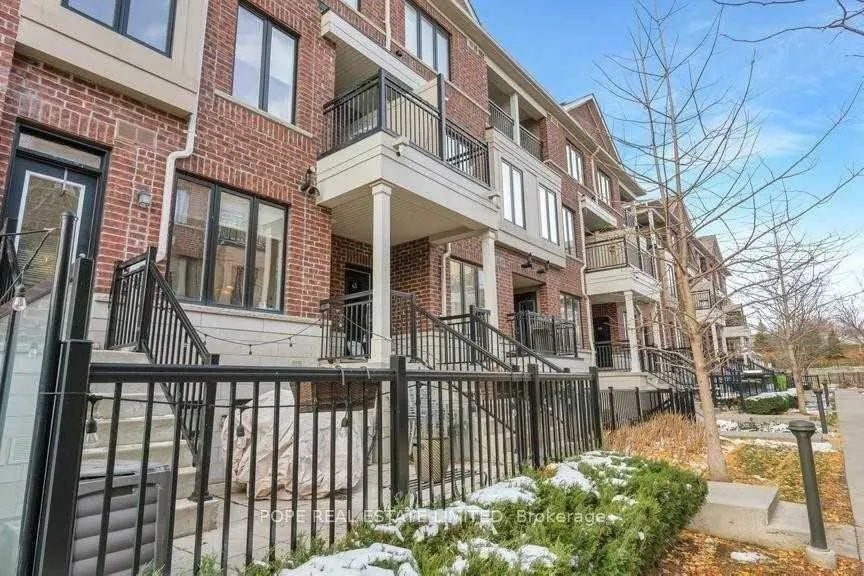 20 Carnation Avenue, #41