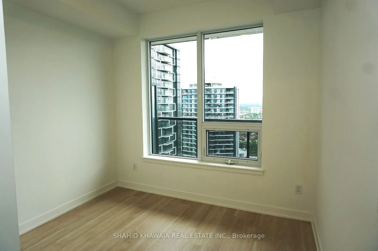 5105 Hurontario Street, #3206