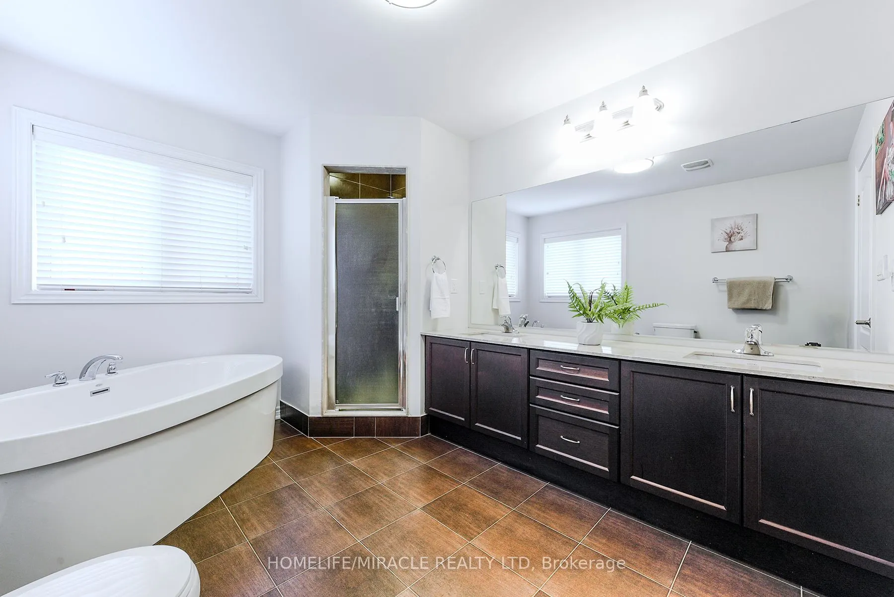 122 Bonnie Braes Drive