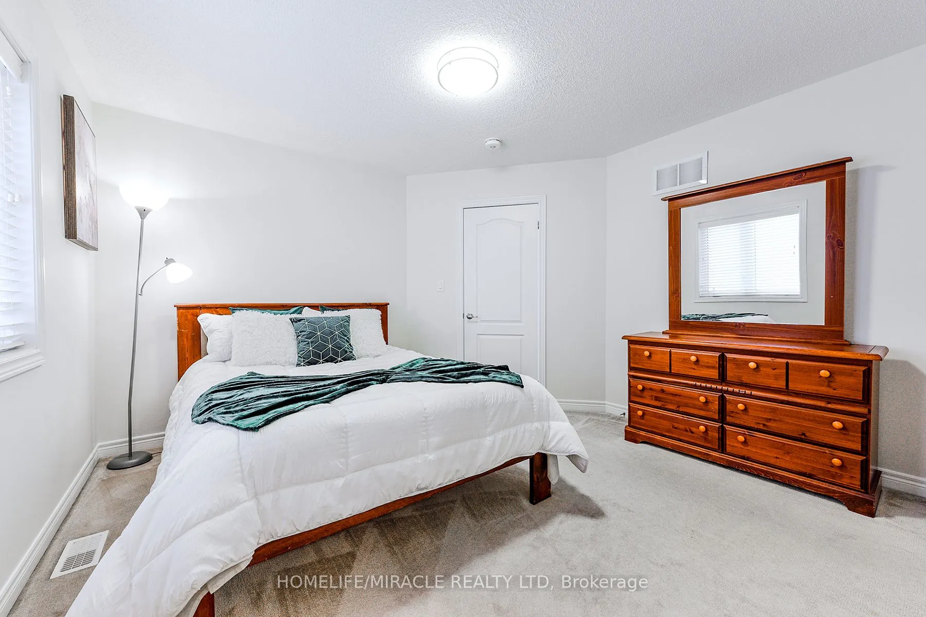 122 Bonnie Braes Drive