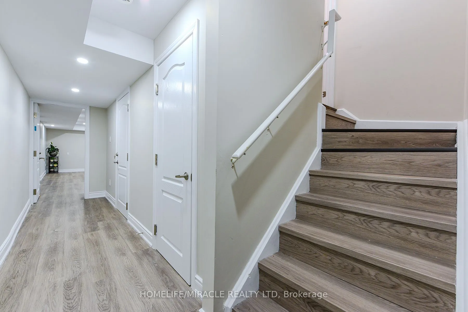 122 Bonnie Braes Drive