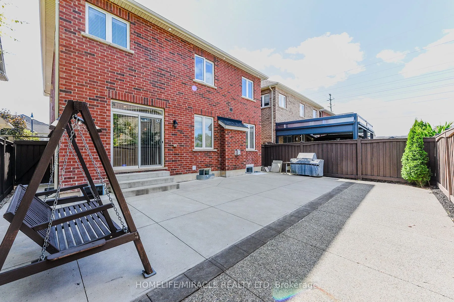 122 Bonnie Braes Drive