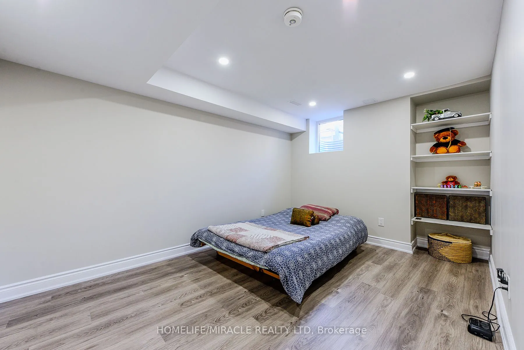 122 Bonnie Braes Drive