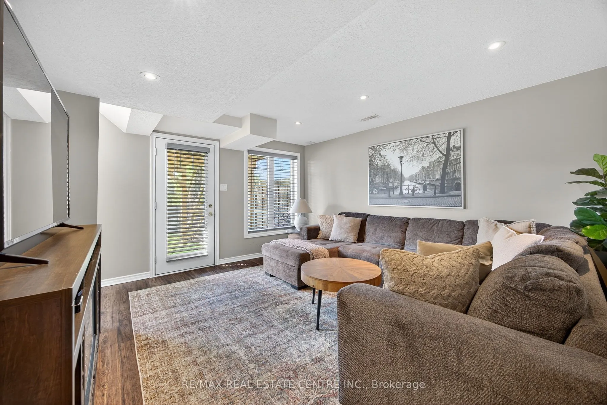 80 Preston Drive