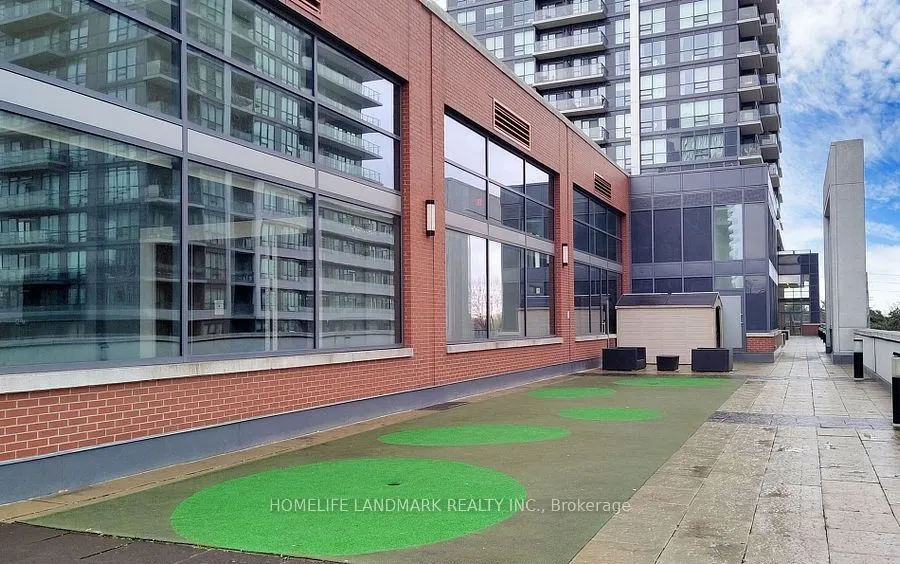 2212 Lakeshore Boulevard W, #910