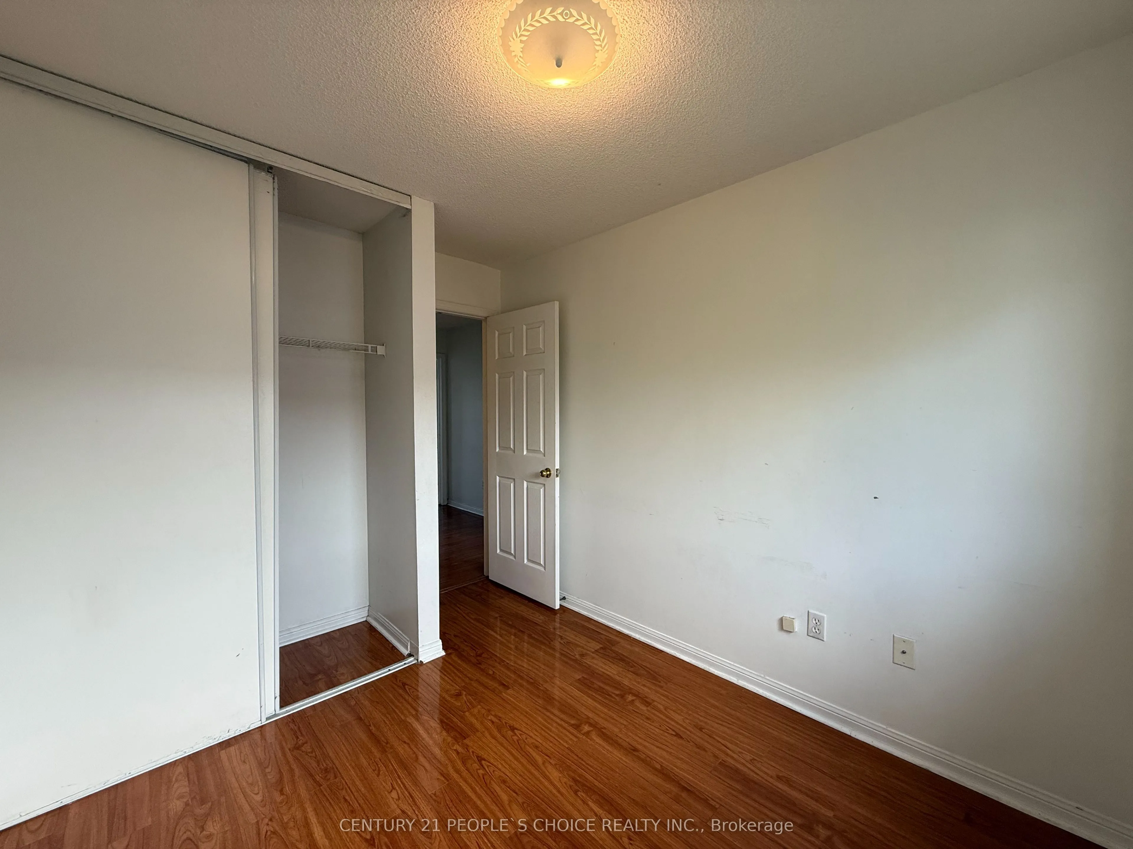 80 Acorn Place, #182