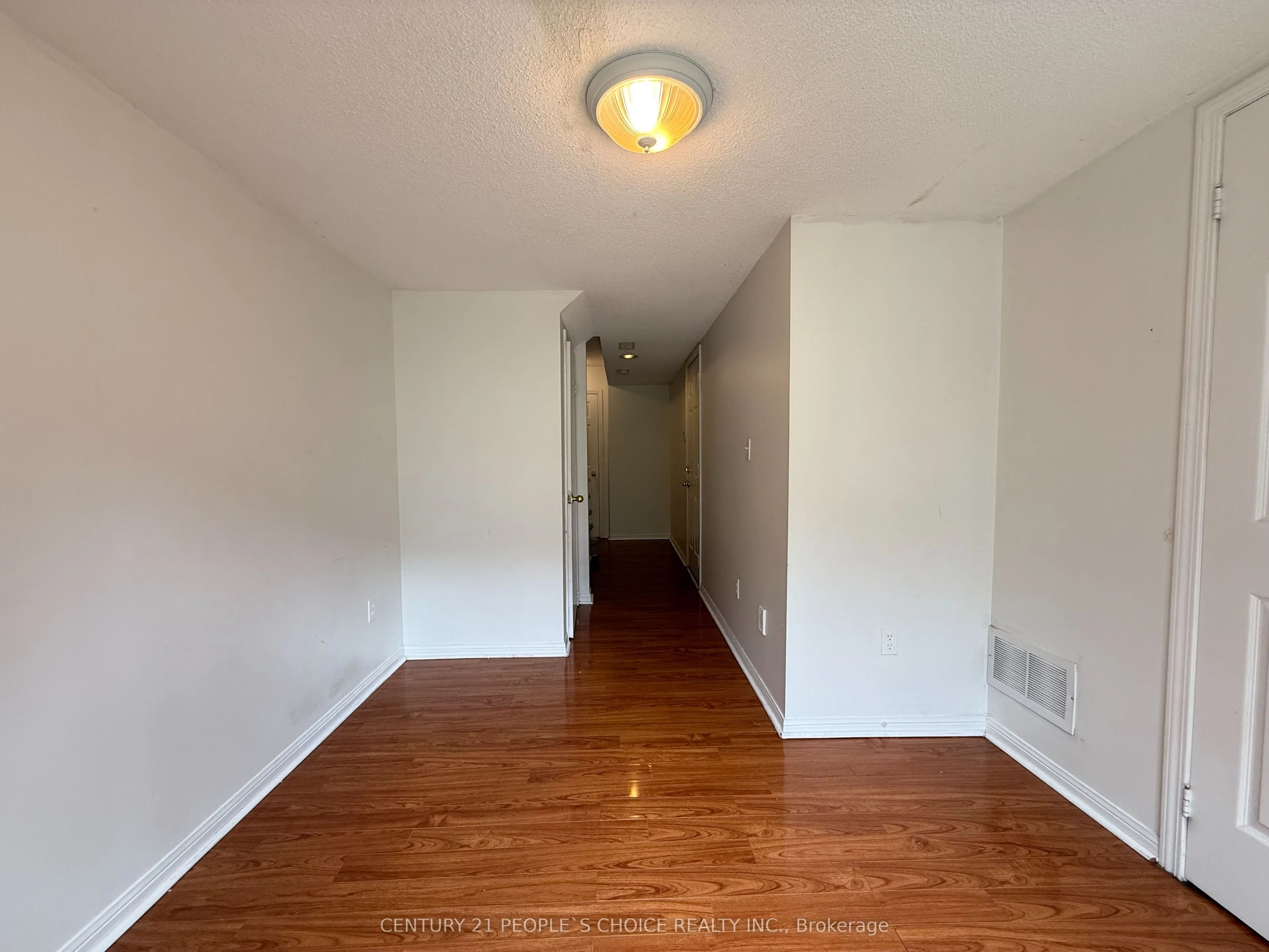 80 Acorn Place, #182