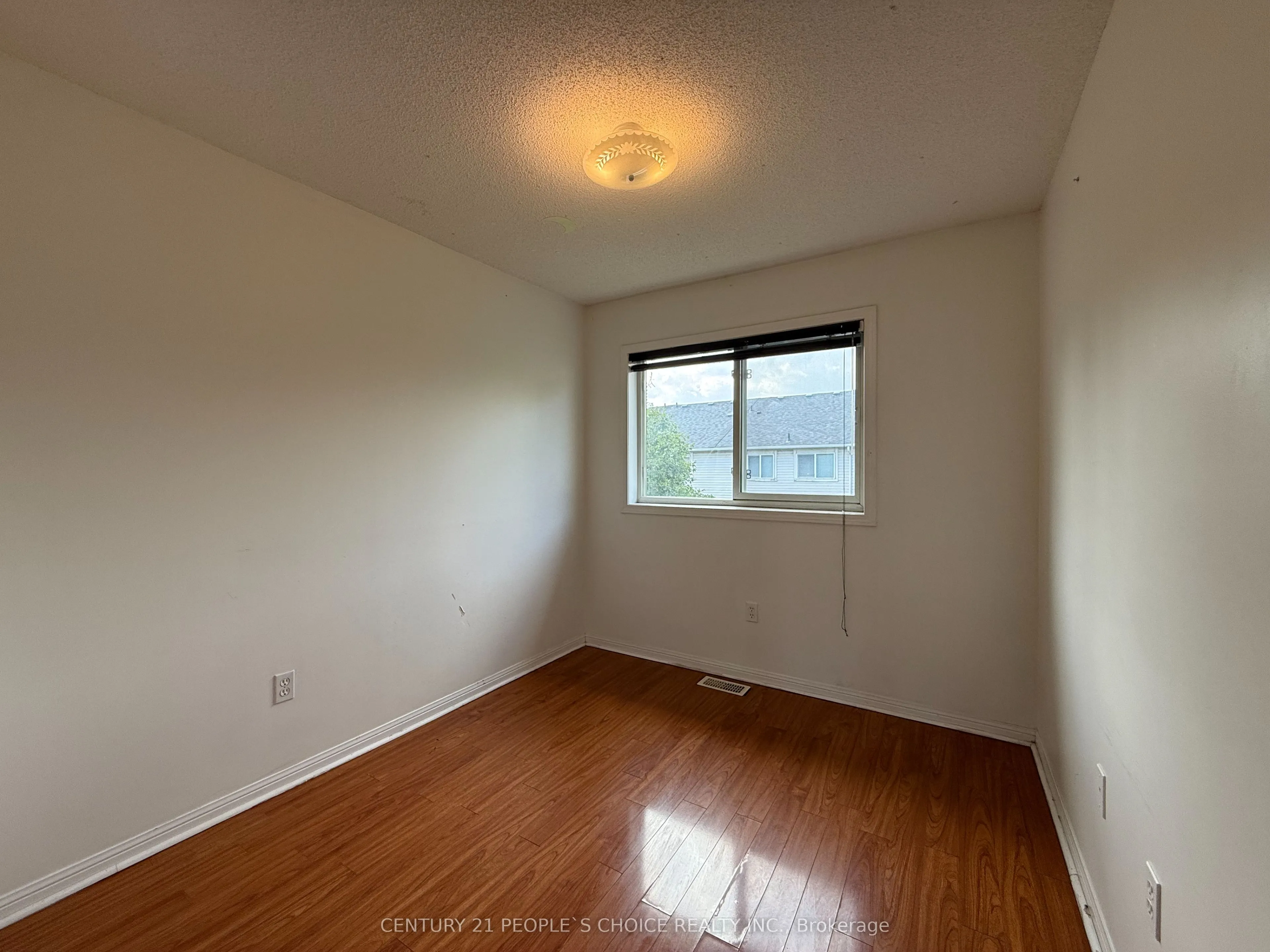 80 Acorn Place, #182