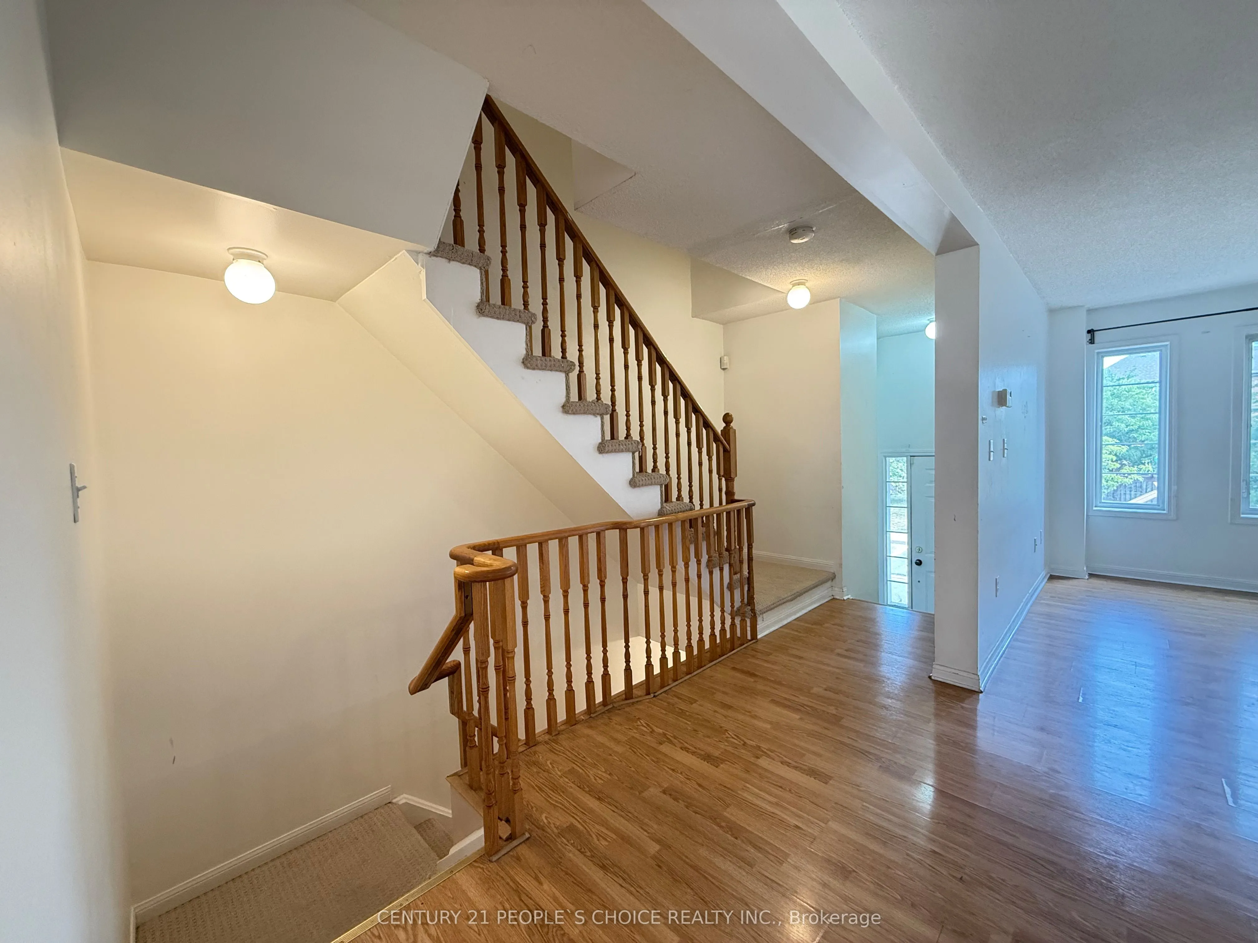 80 Acorn Place, #182