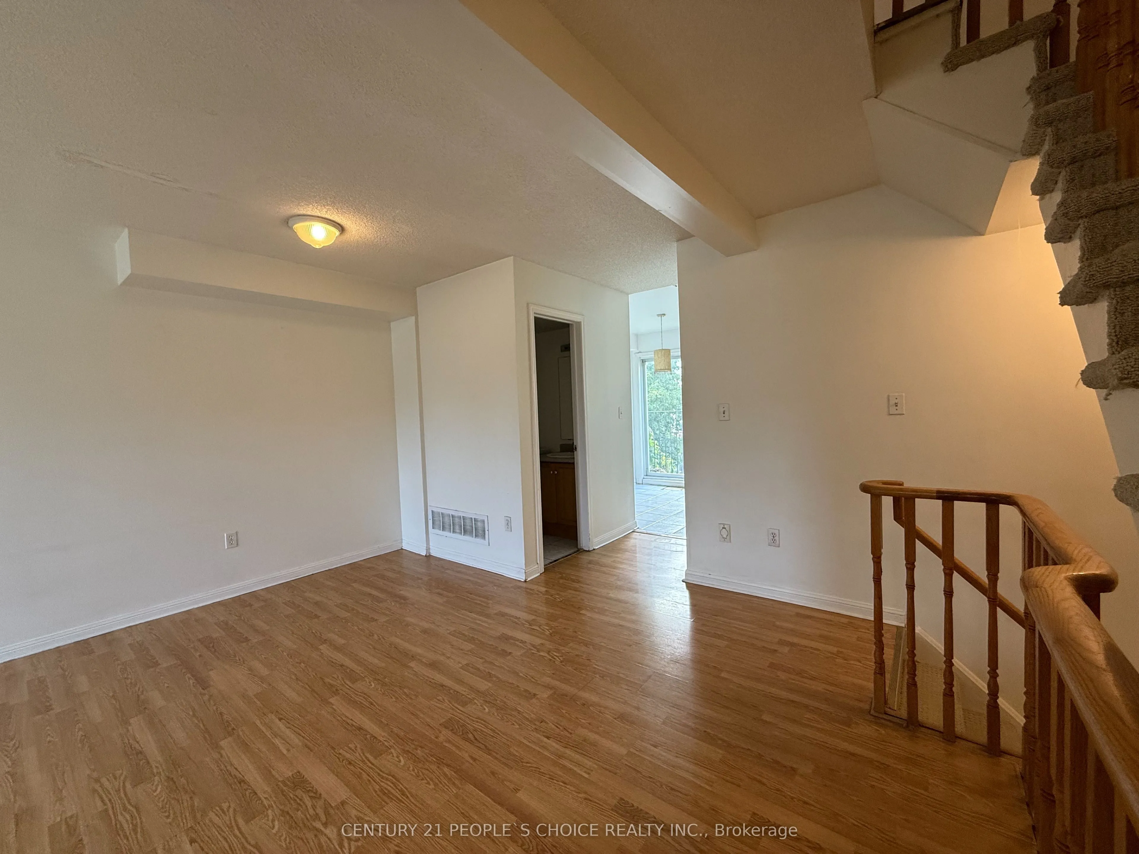 80 Acorn Place, #182
