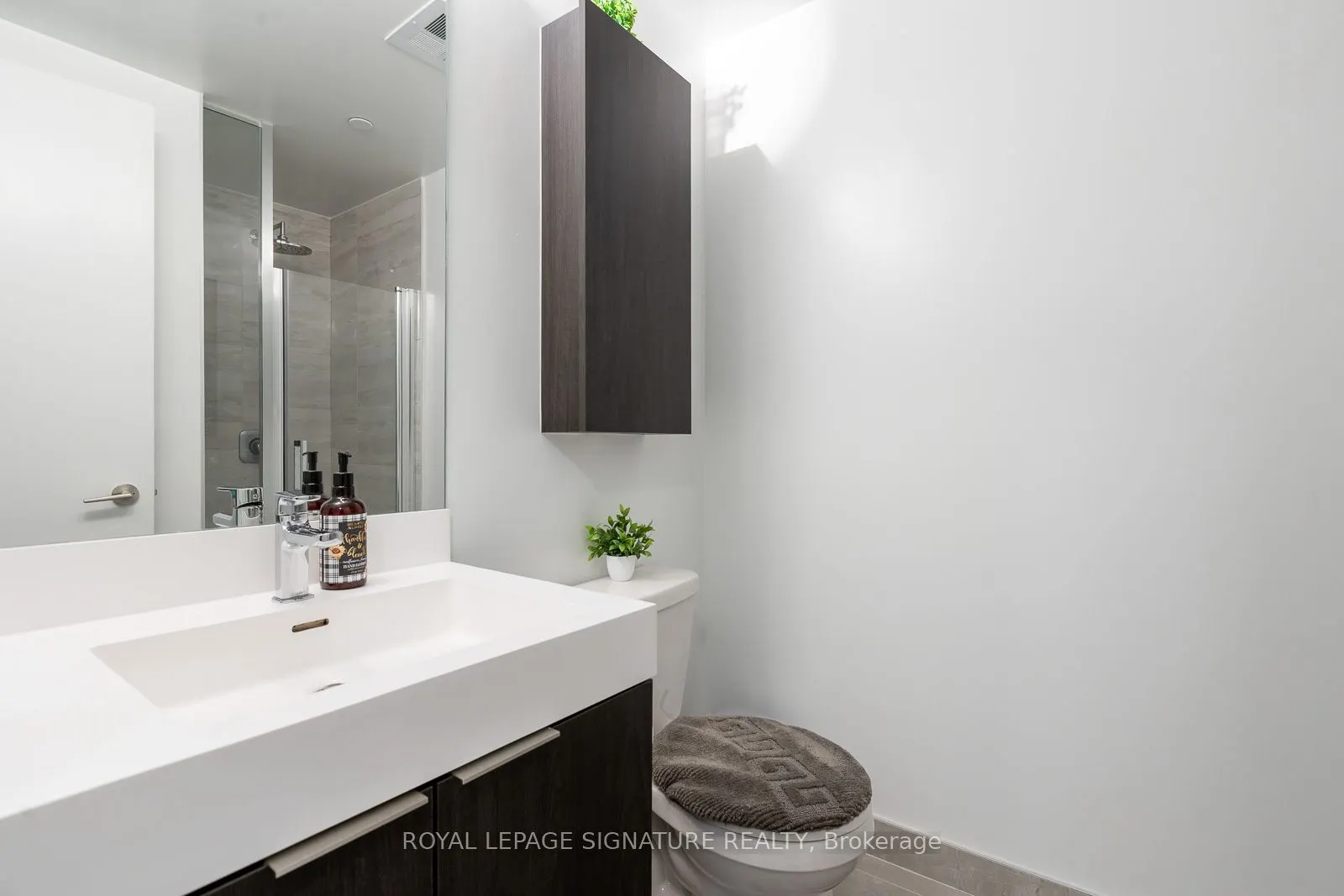 3100 Keele Street, #824