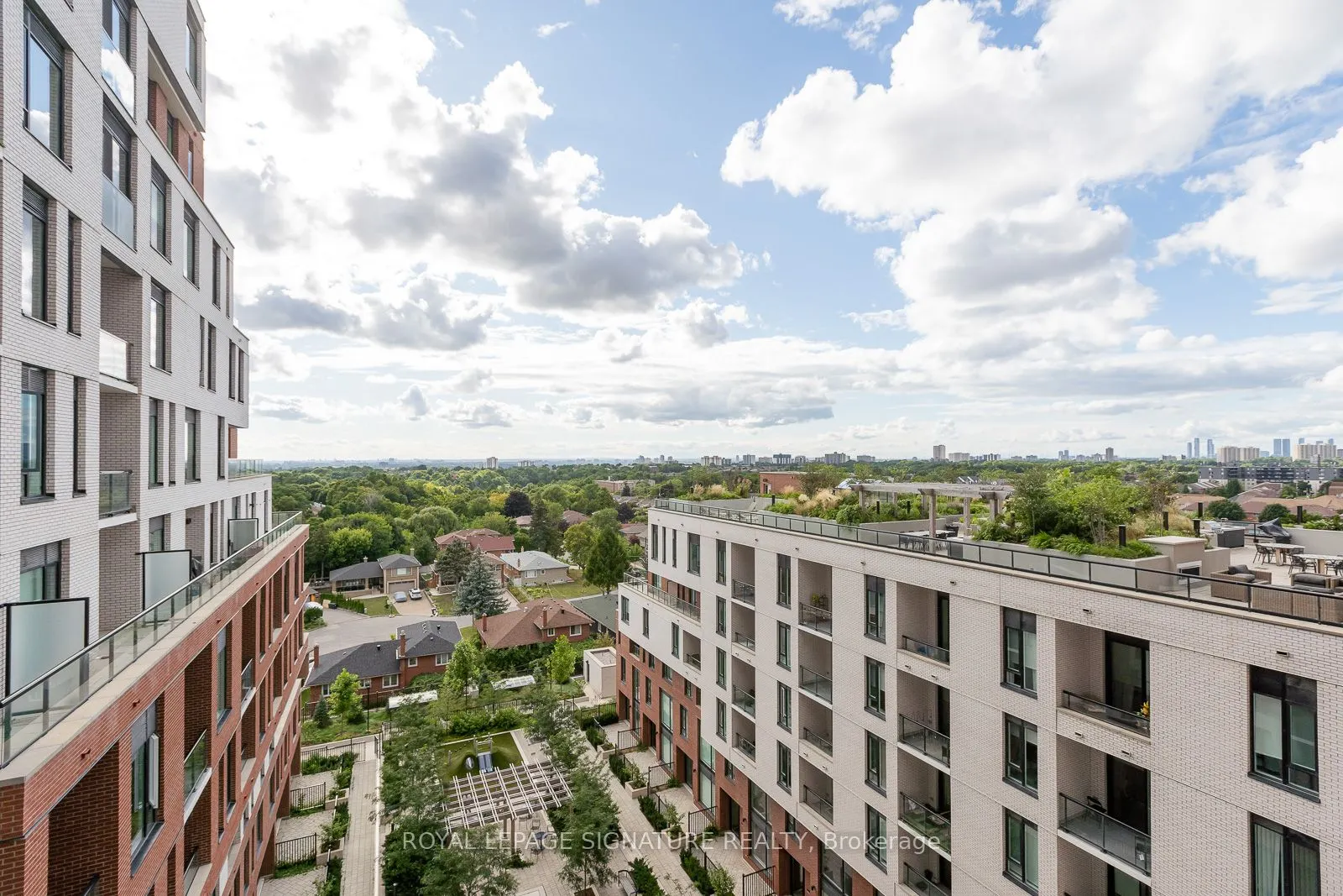 3100 Keele Street, #824