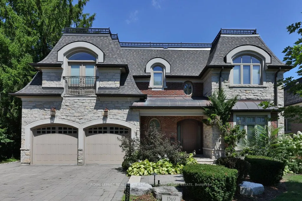 1569 Glenhill Crescent