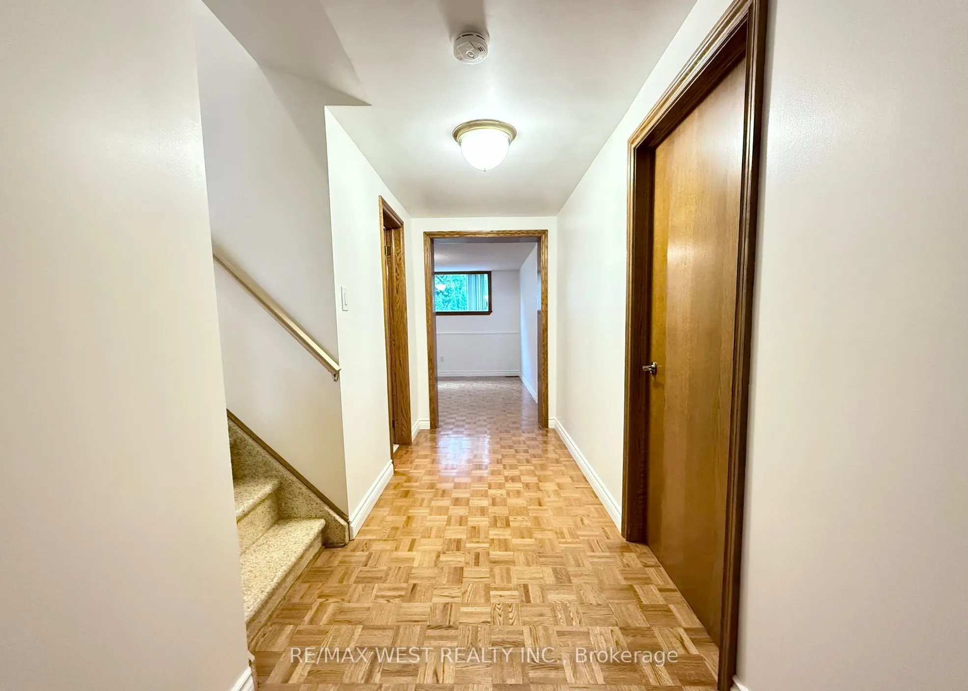 15 Newell Court, #BSMT