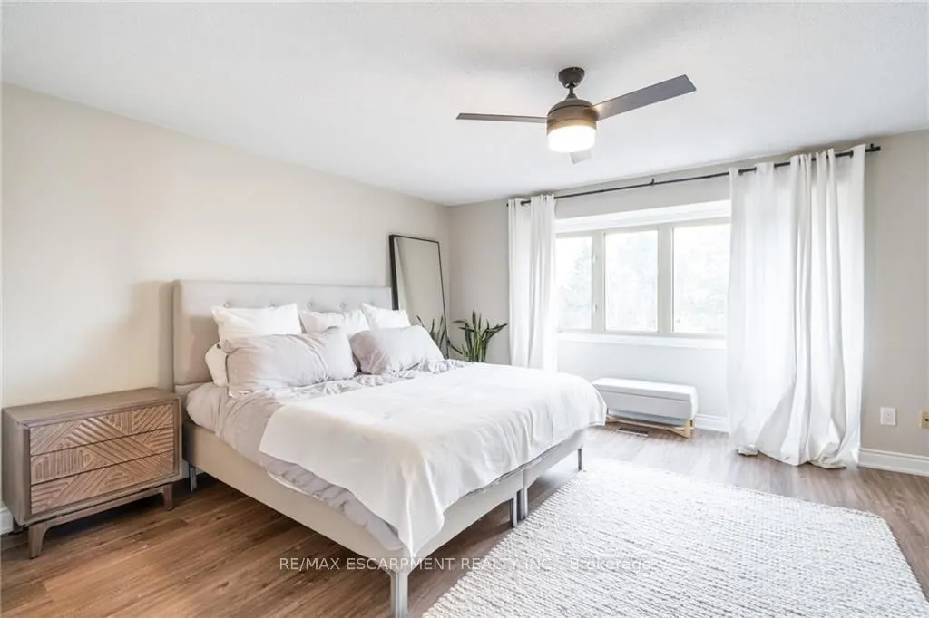 895 Maple Avenue, #118