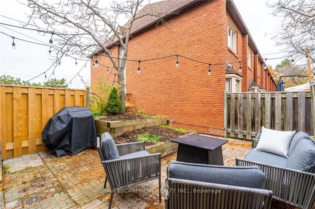 895 Maple Avenue, #118