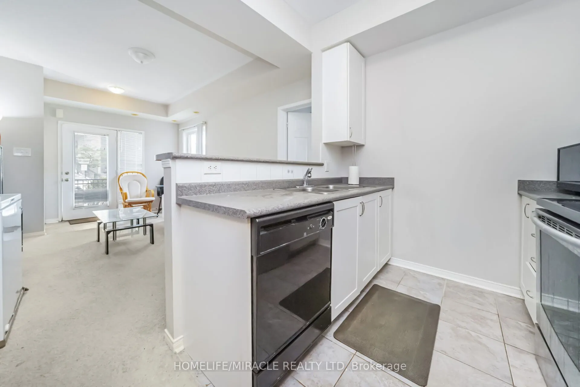 60 Fairwood Circle, #85