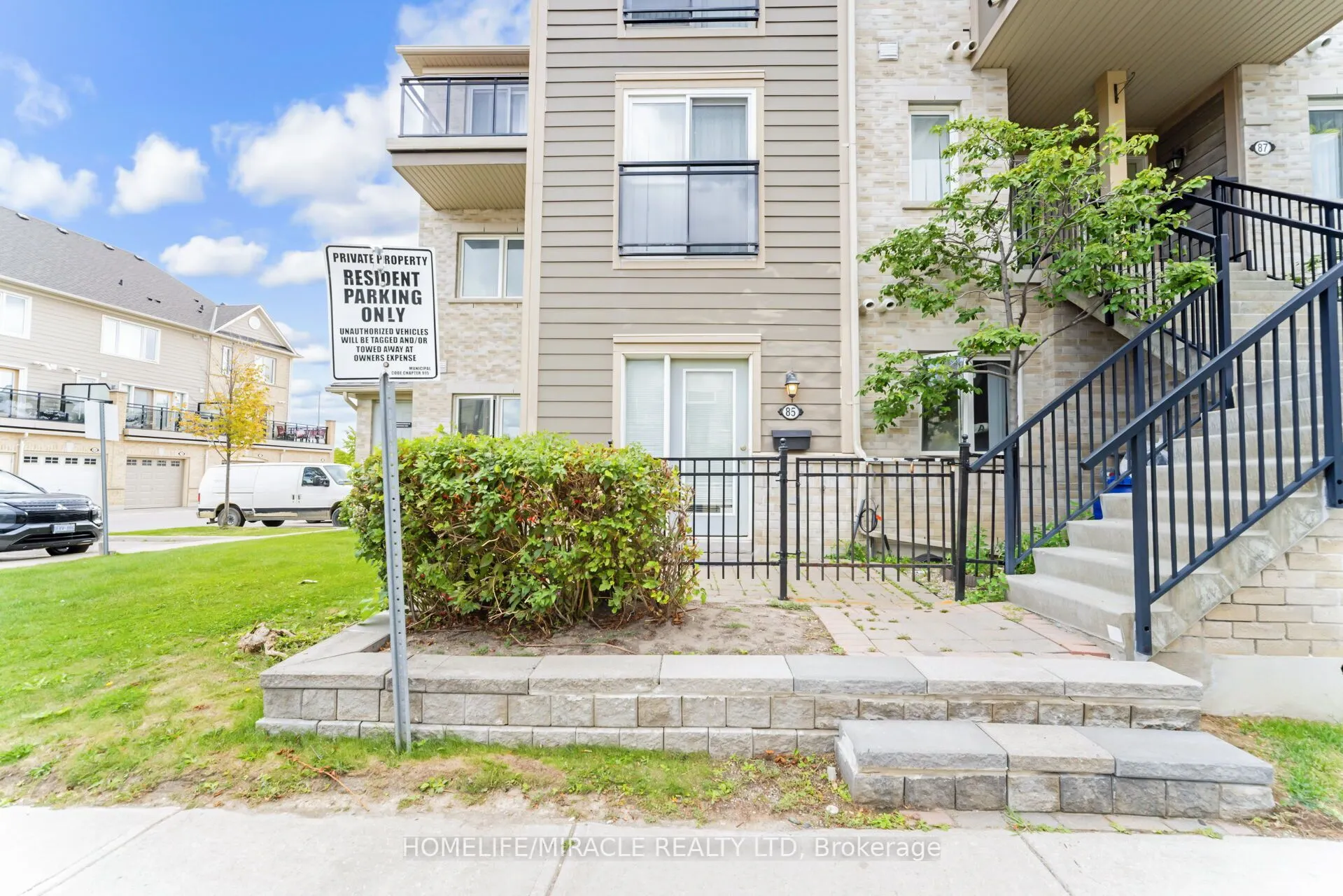 60 Fairwood Circle, #85