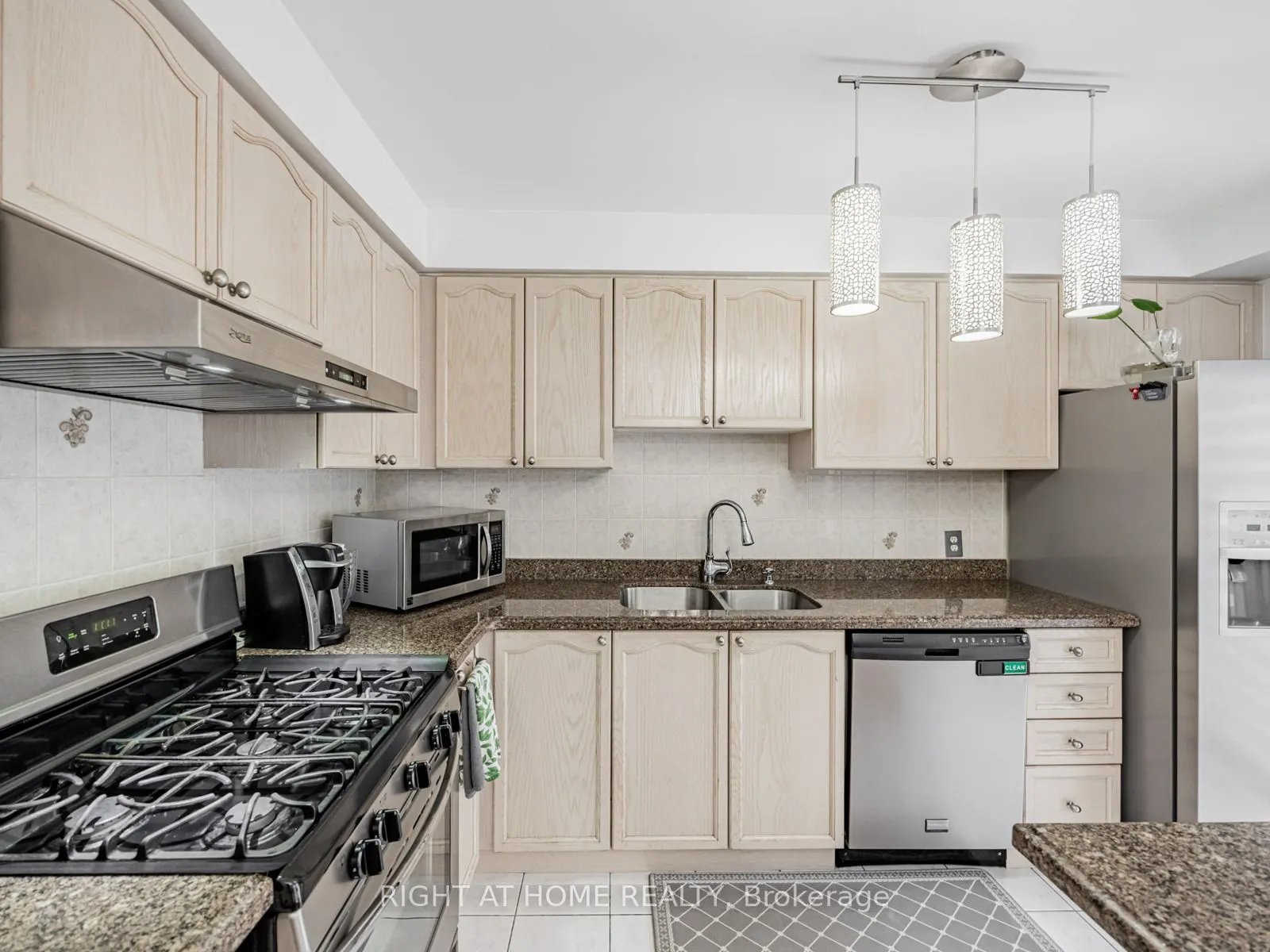 5326 Marblewood Drive