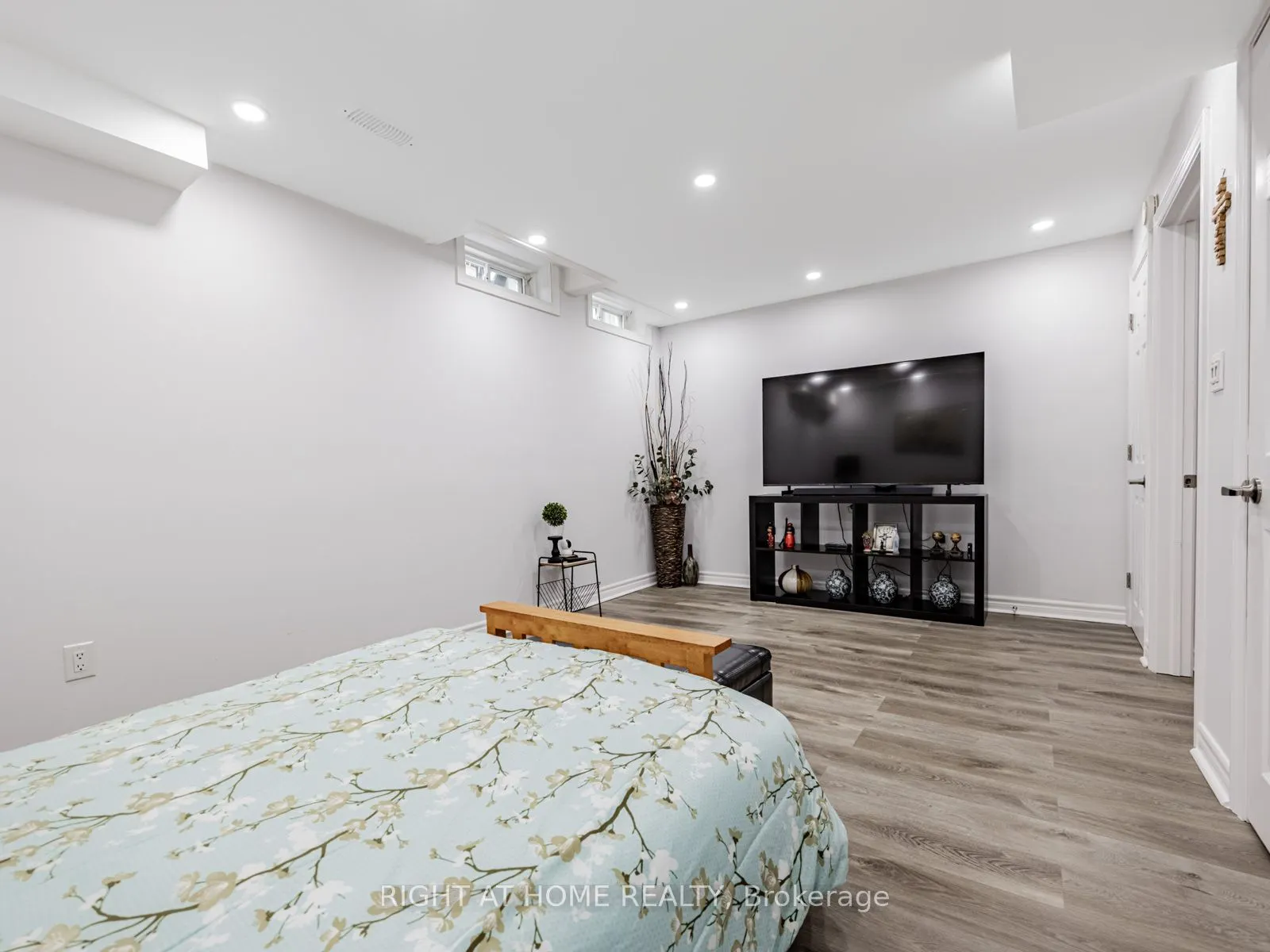 5326 Marblewood Drive