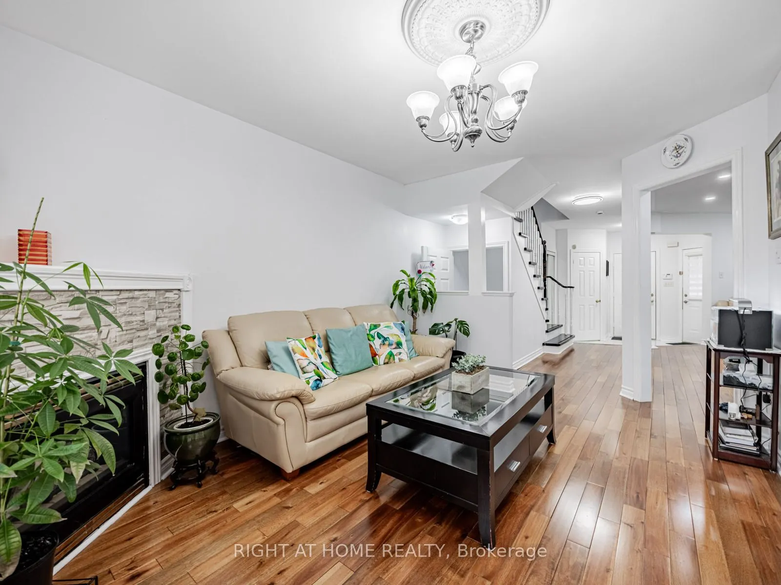 5326 Marblewood Drive