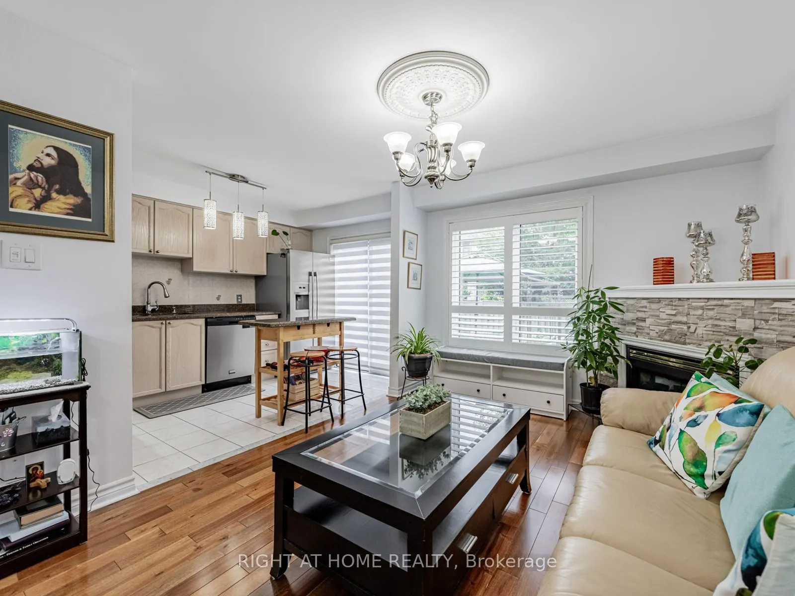5326 Marblewood Drive