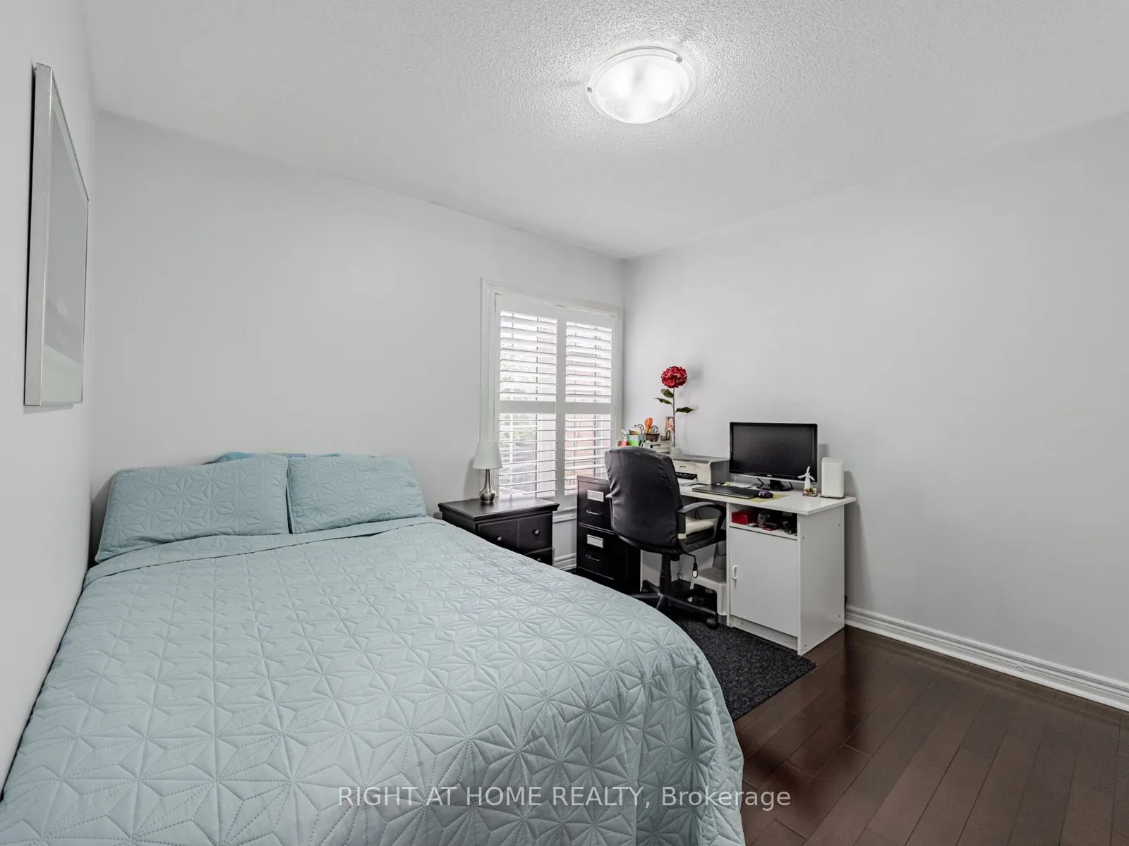 5326 Marblewood Drive