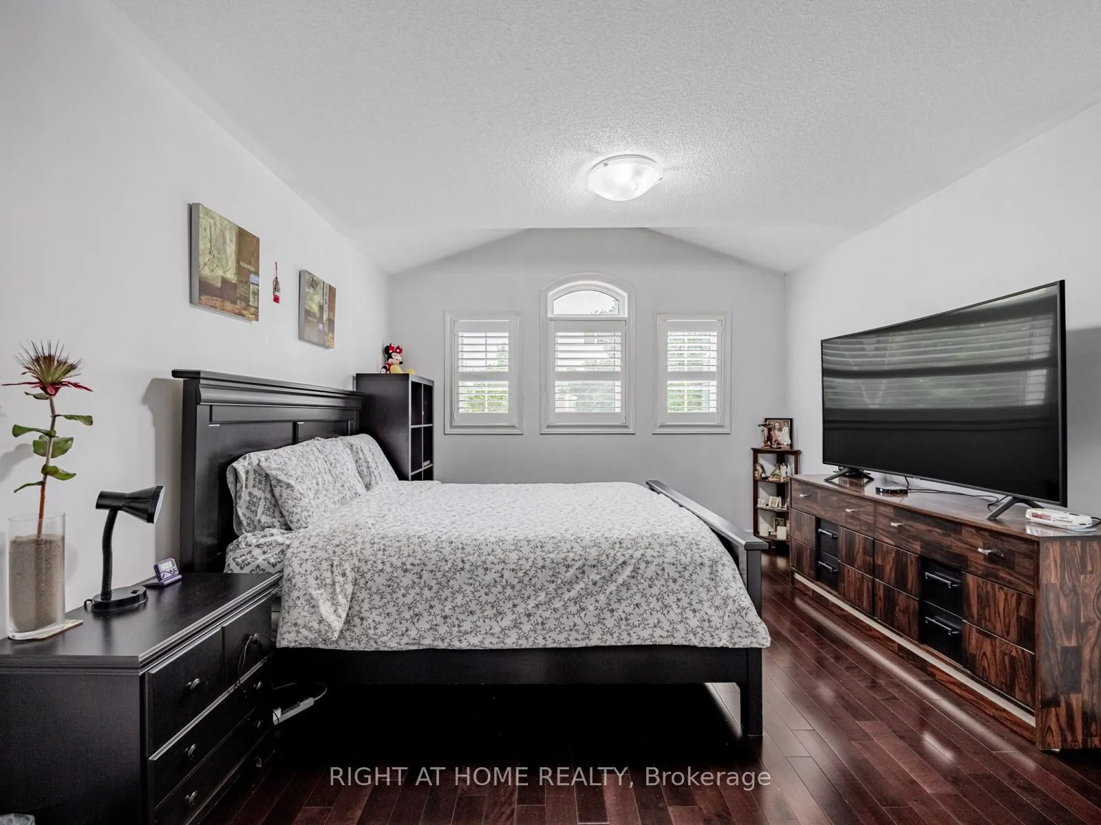 5326 Marblewood Drive