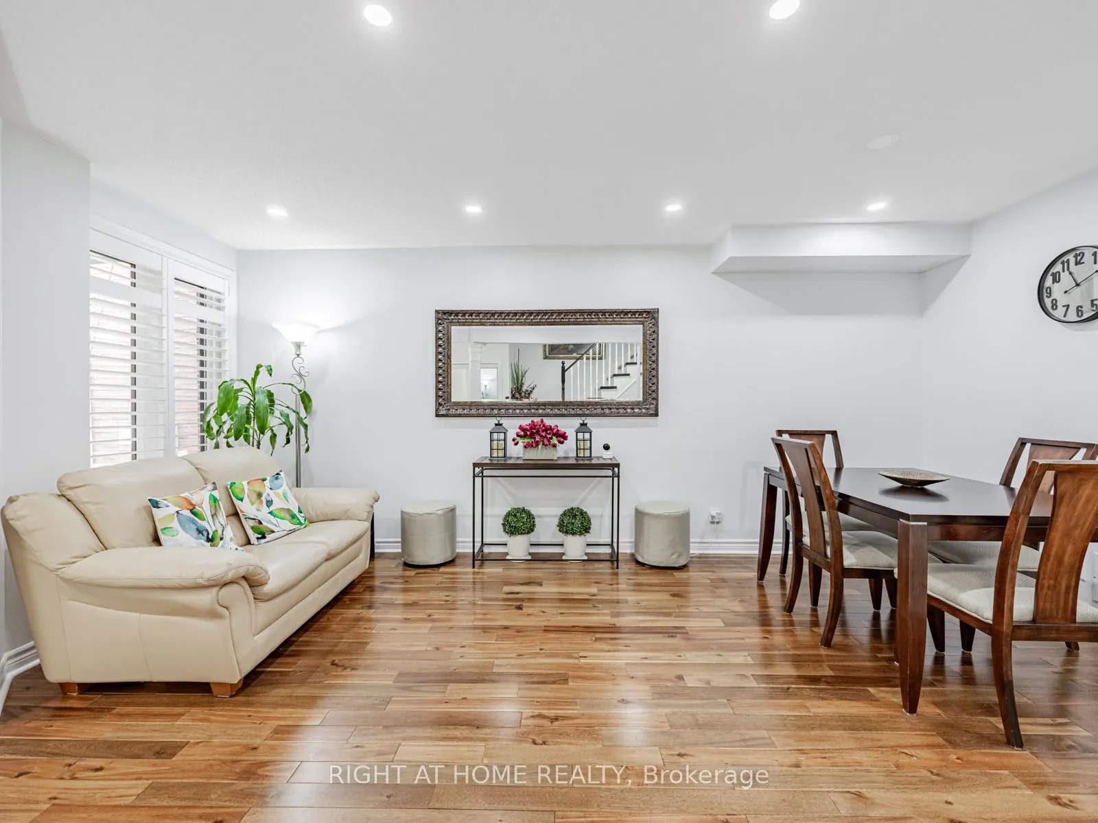 5326 Marblewood Drive
