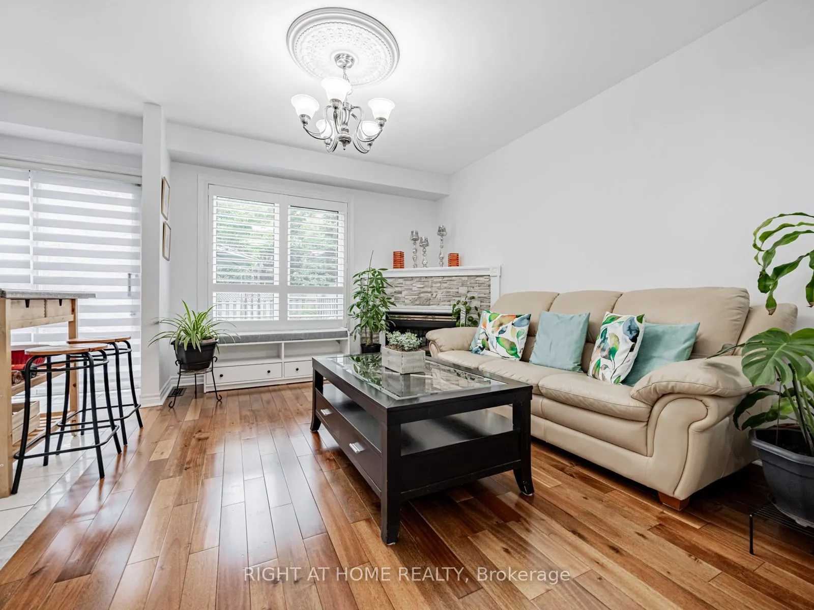 5326 Marblewood Drive