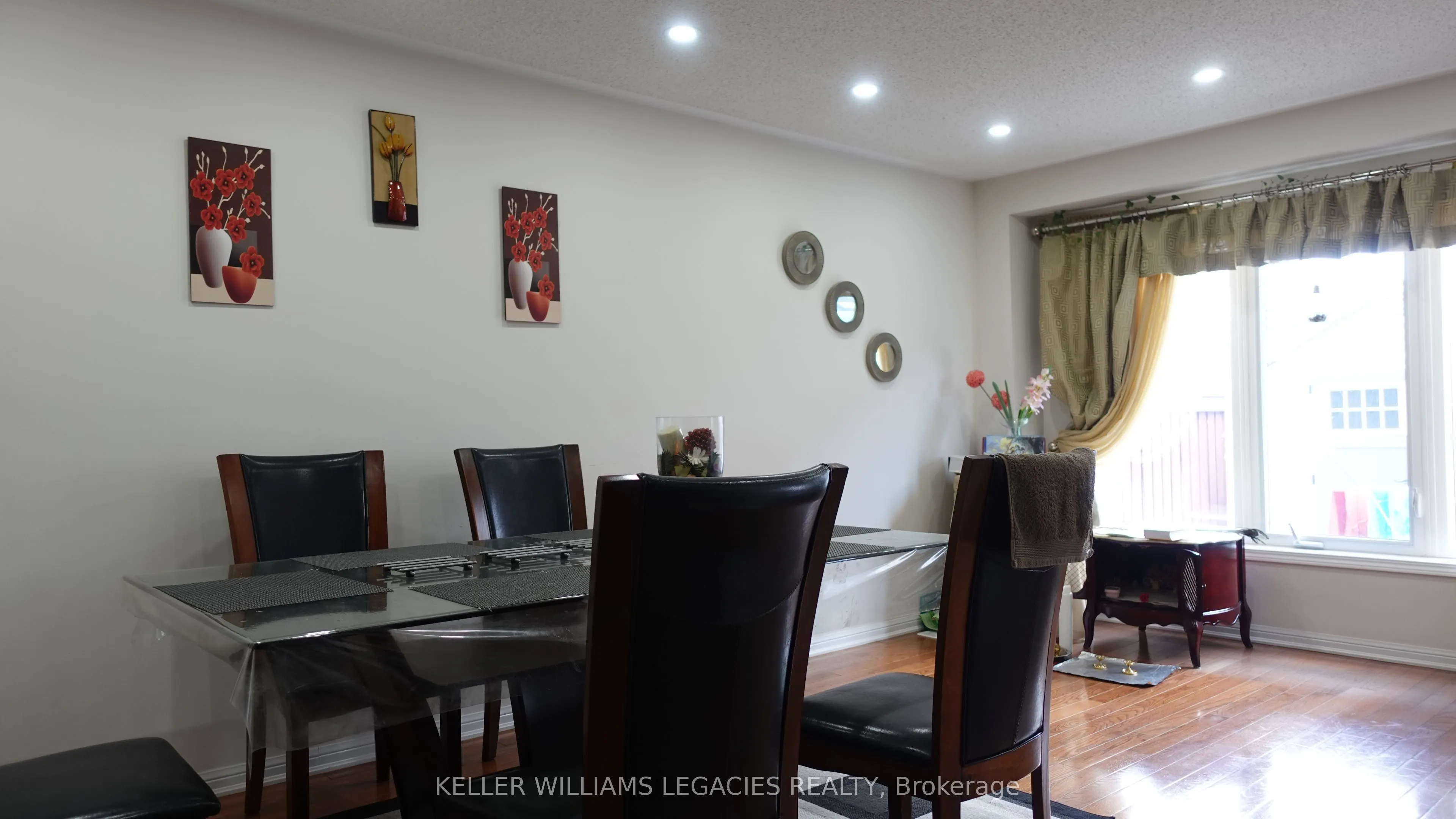55 Bleasdale Avenue, #Main