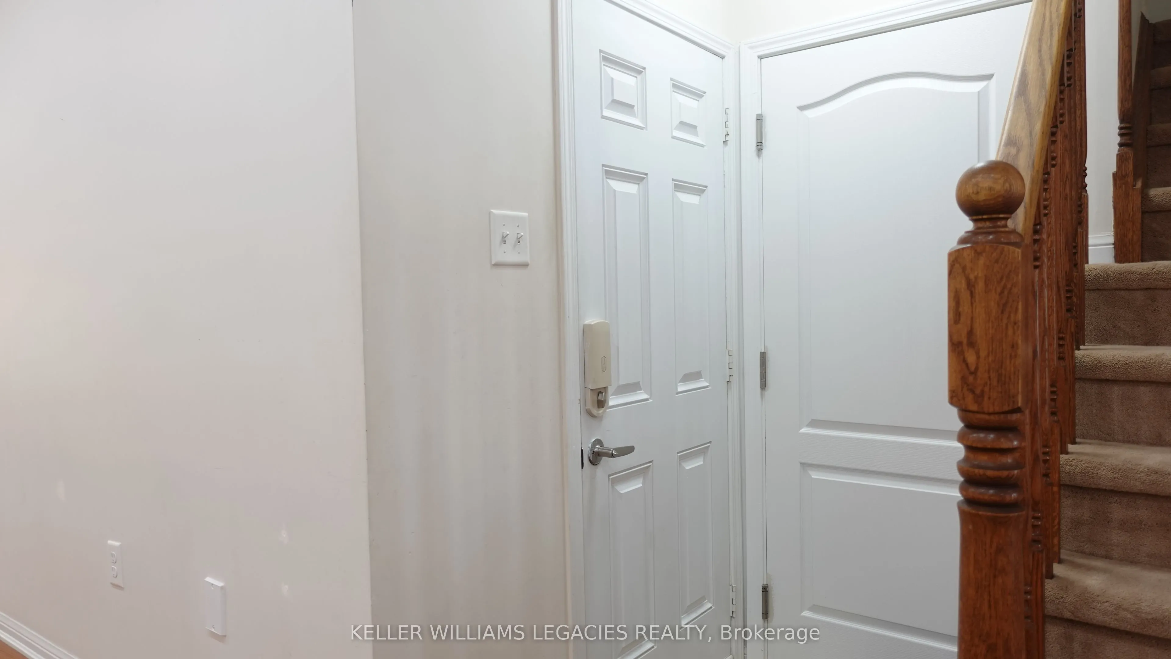 55 Bleasdale Avenue, #Main