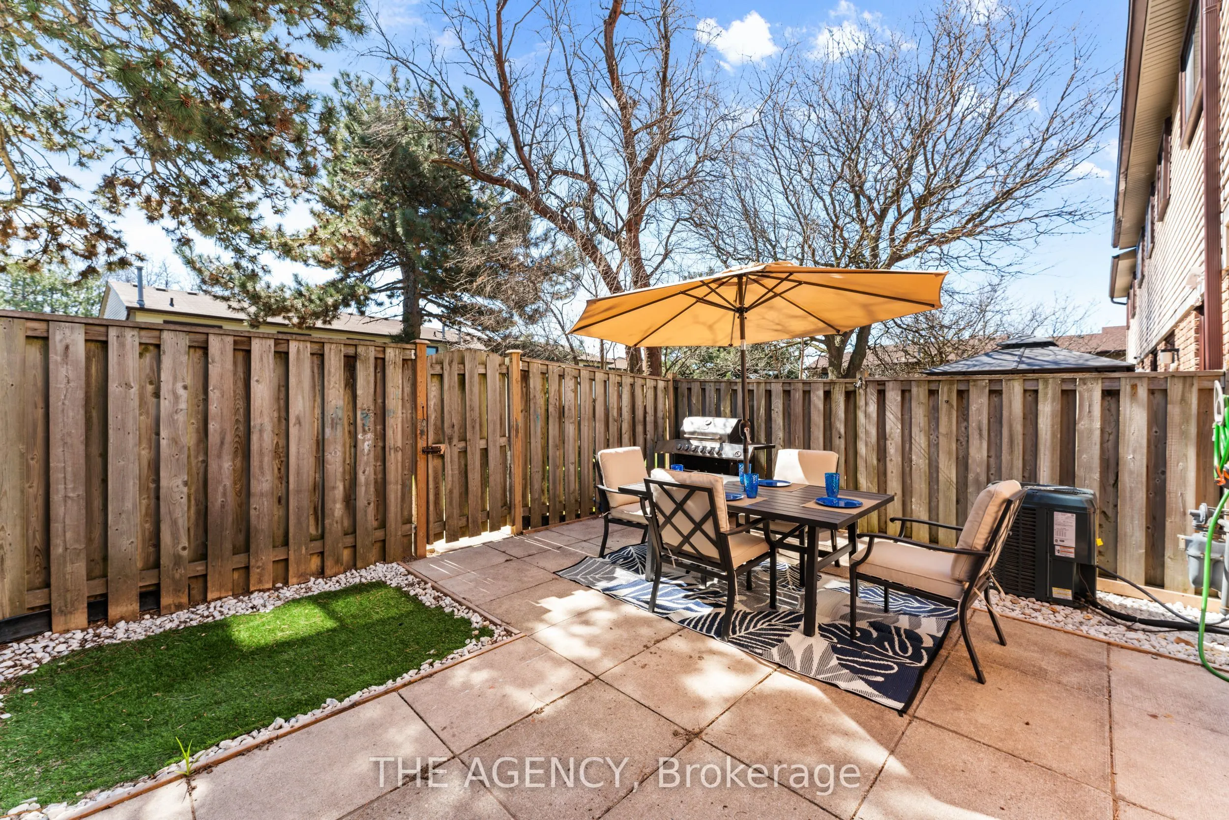 35 McMullen Crescent, #35