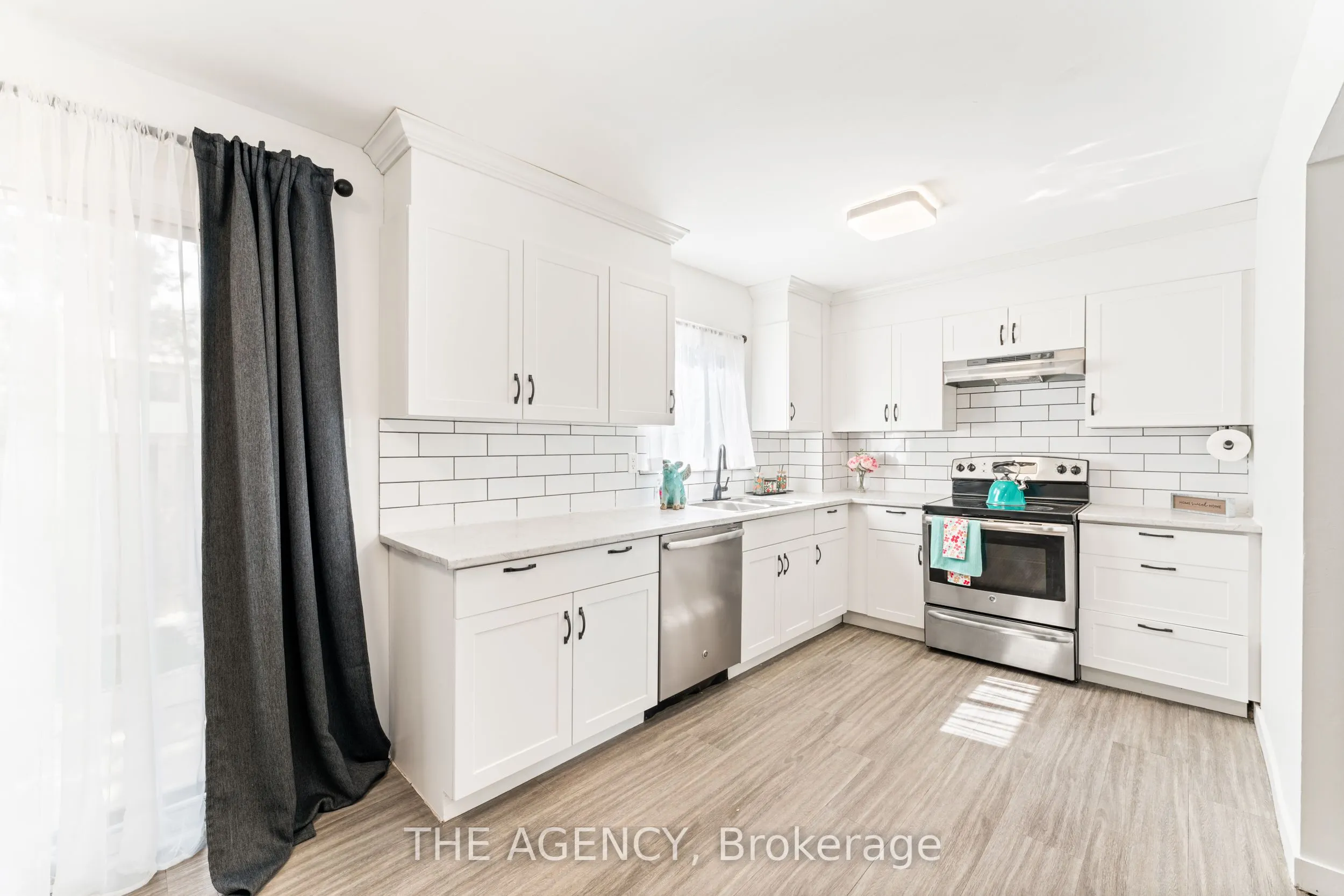 35 McMullen Crescent, #35