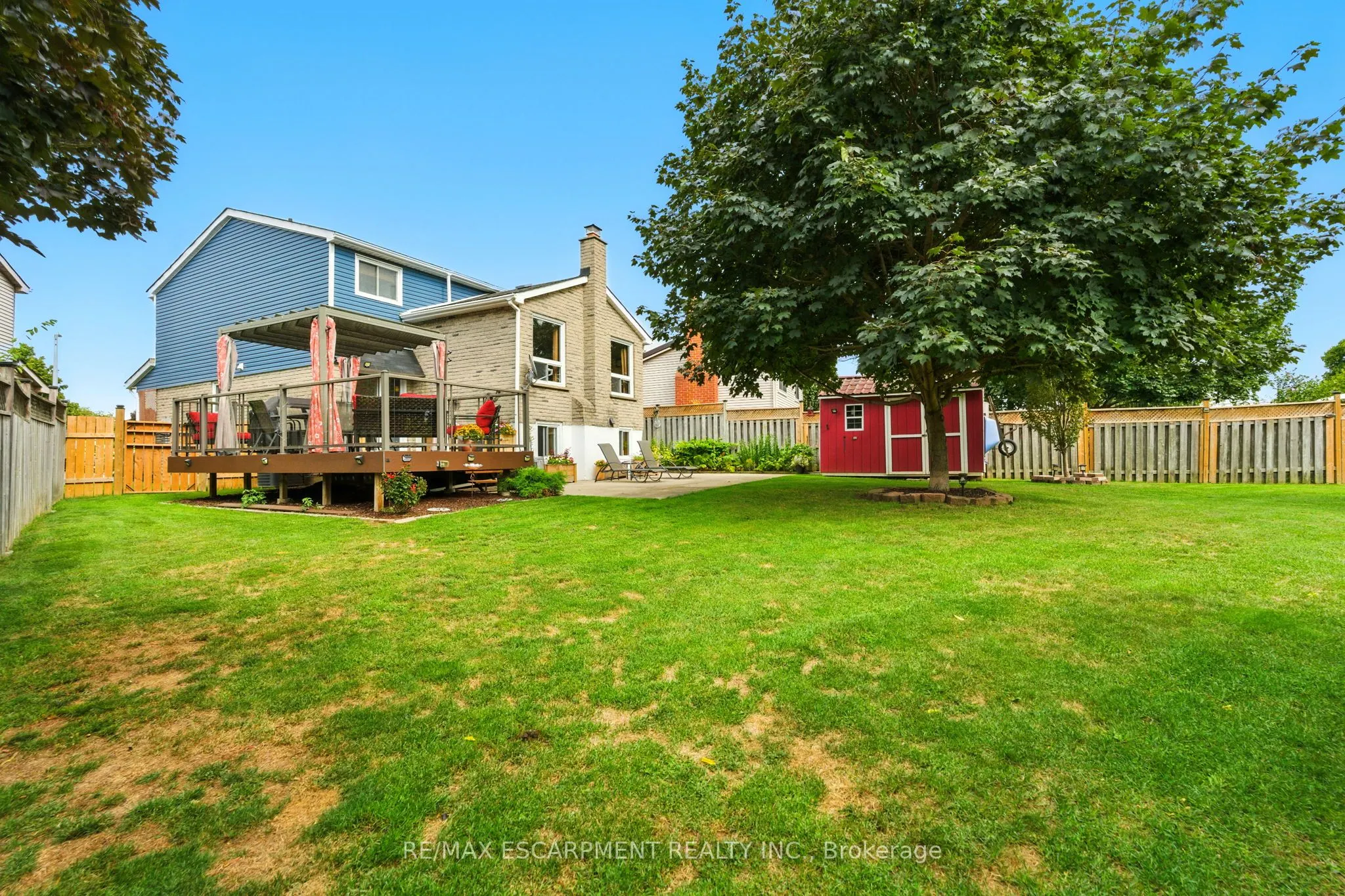 2194 Silverbirch Court