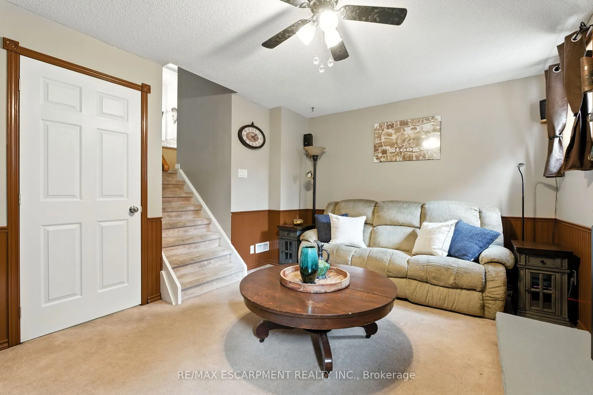 2194 Silverbirch Court
