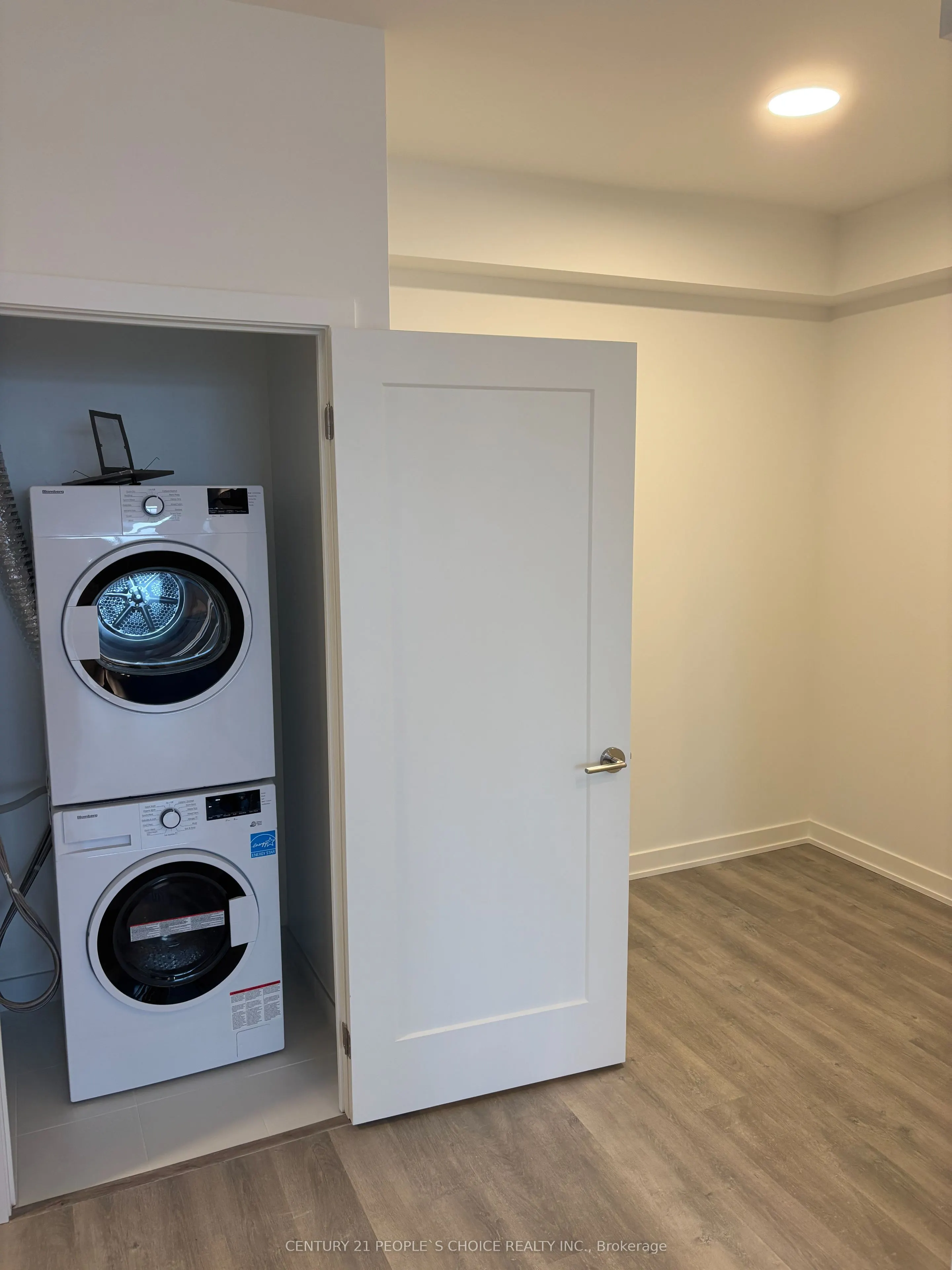5105 Hurontario Street, #3101