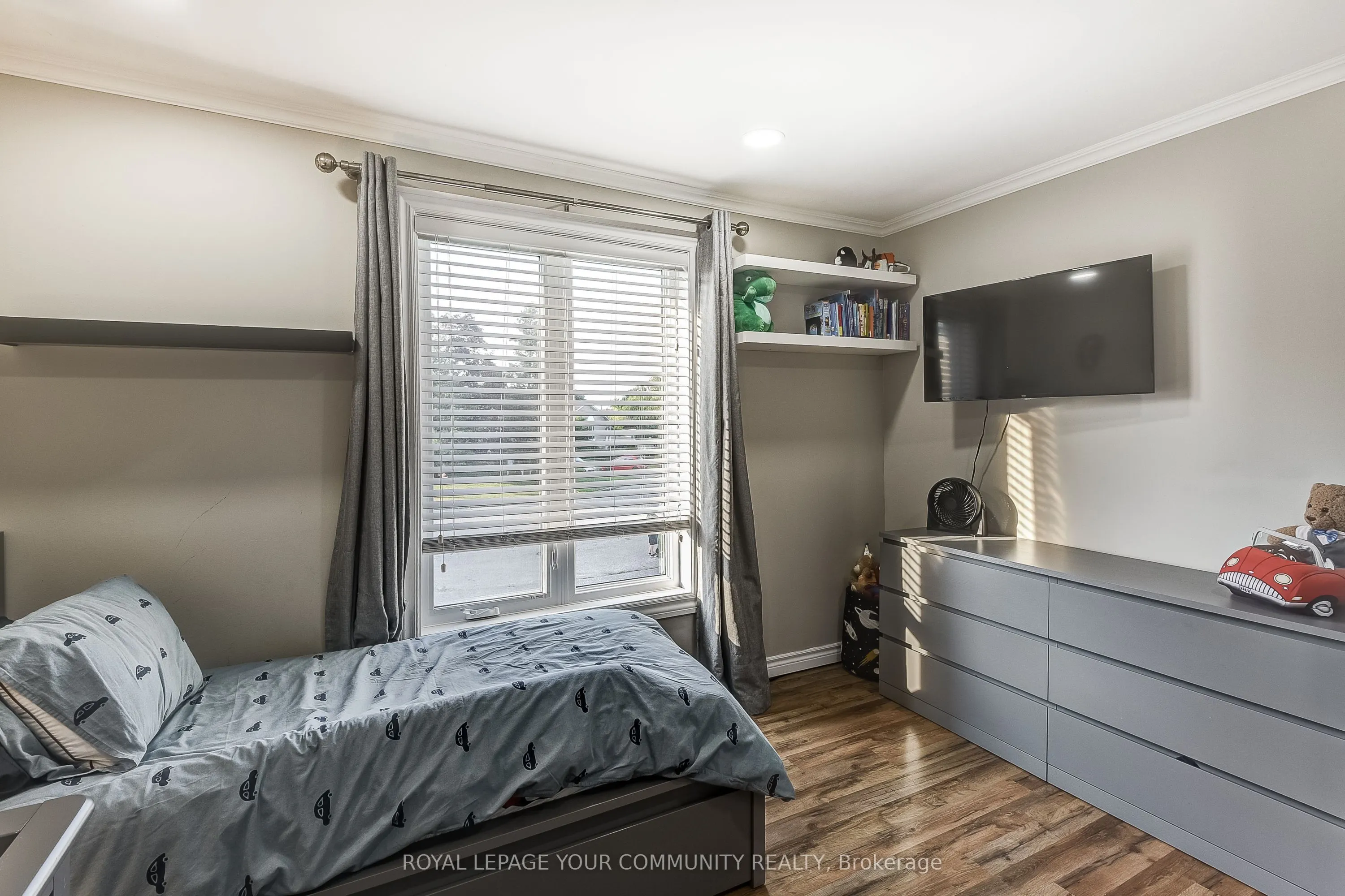 38 Gainsborough Road