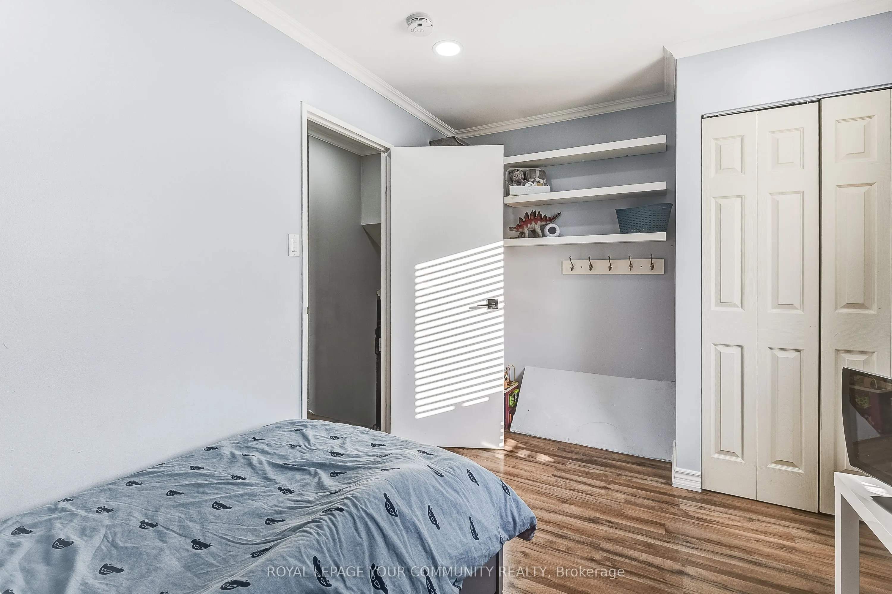38 Gainsborough Road
